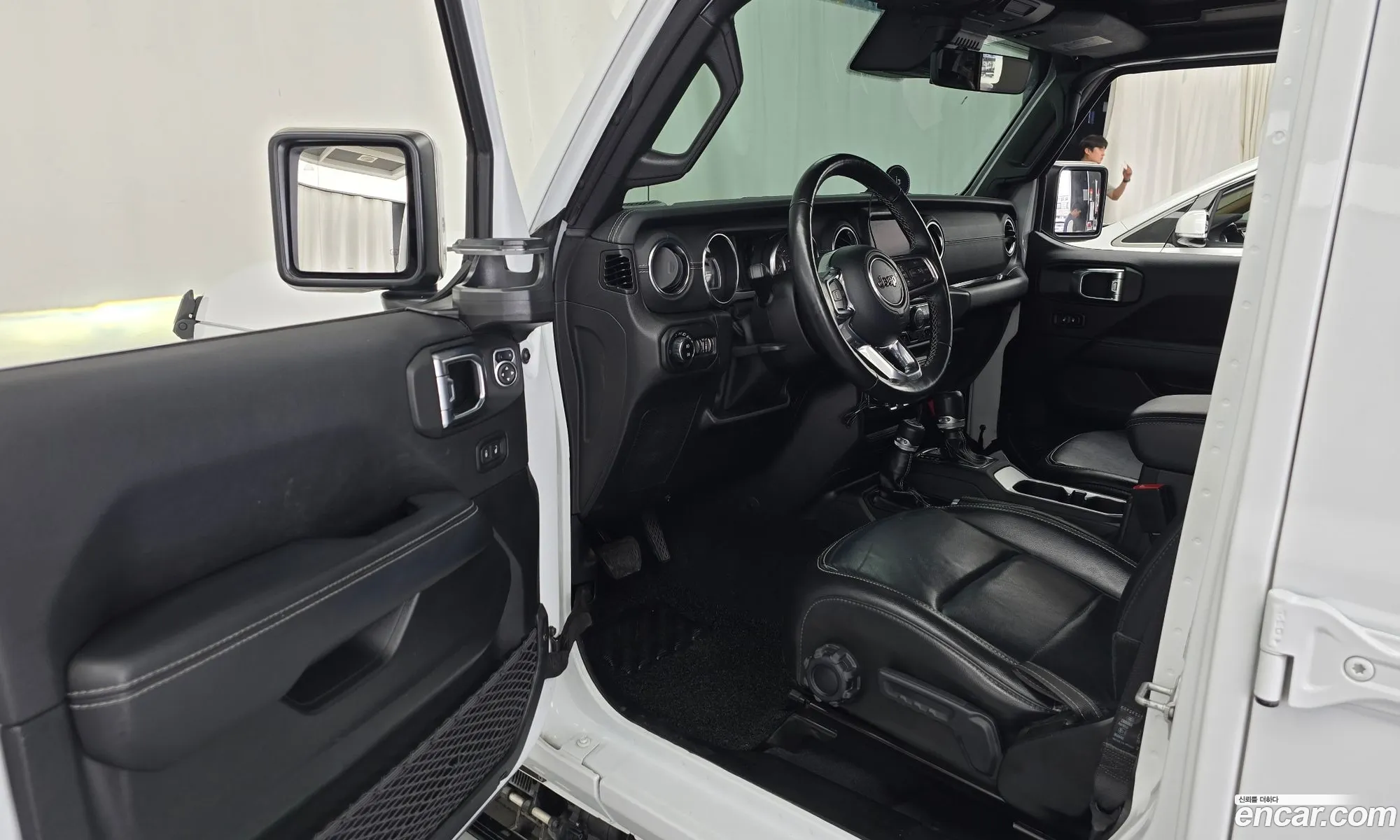 Jeep Wrangler 2022 — 15