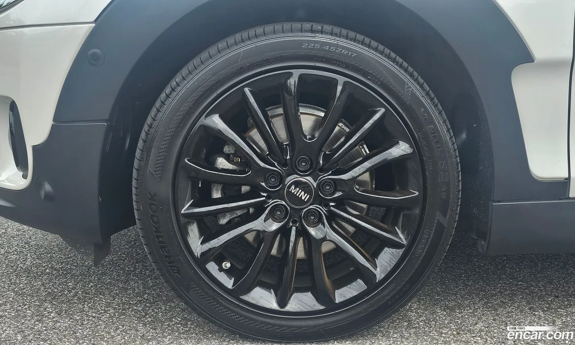 Mini Cooper Clubman 2023 — 19