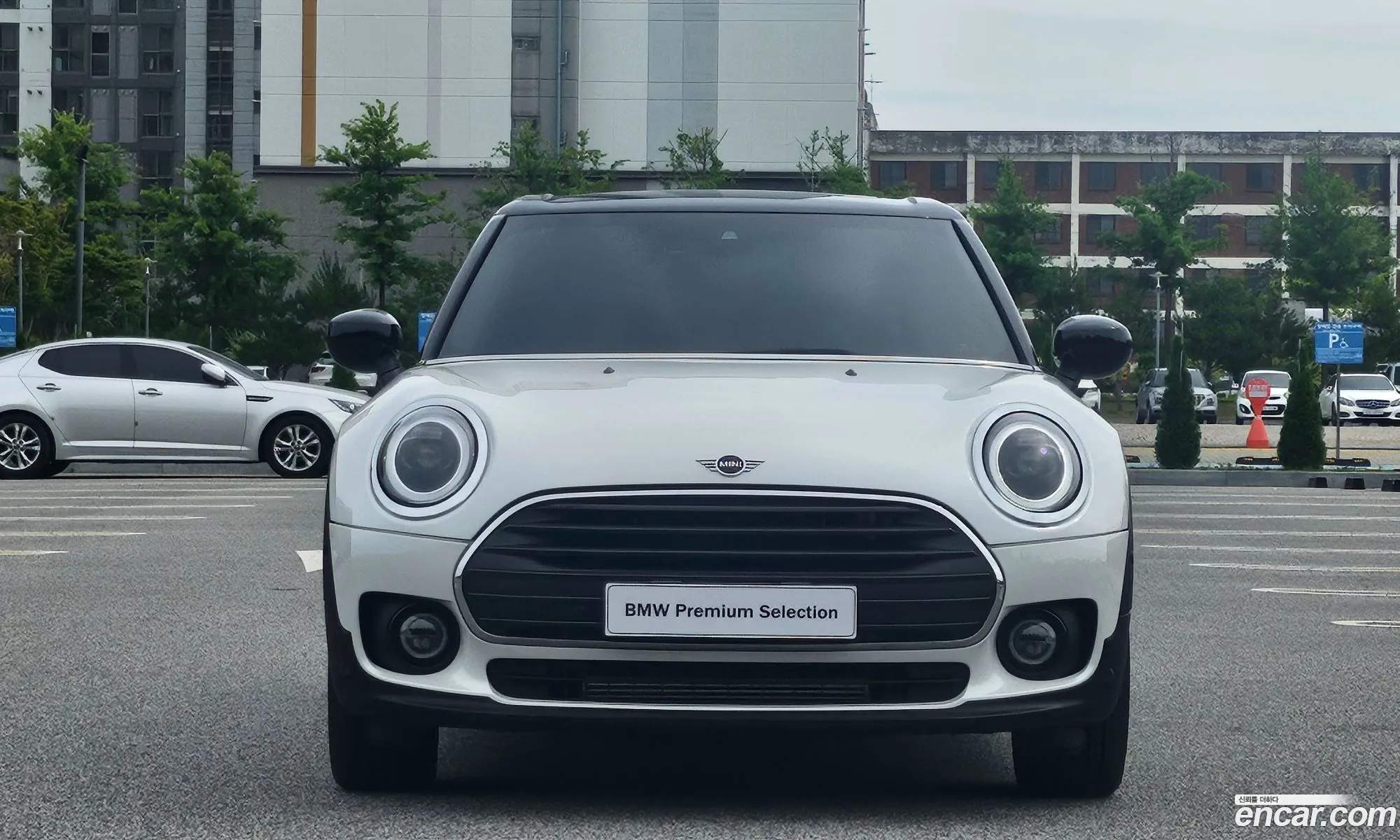 Mini Cooper Clubman 2023 — 17