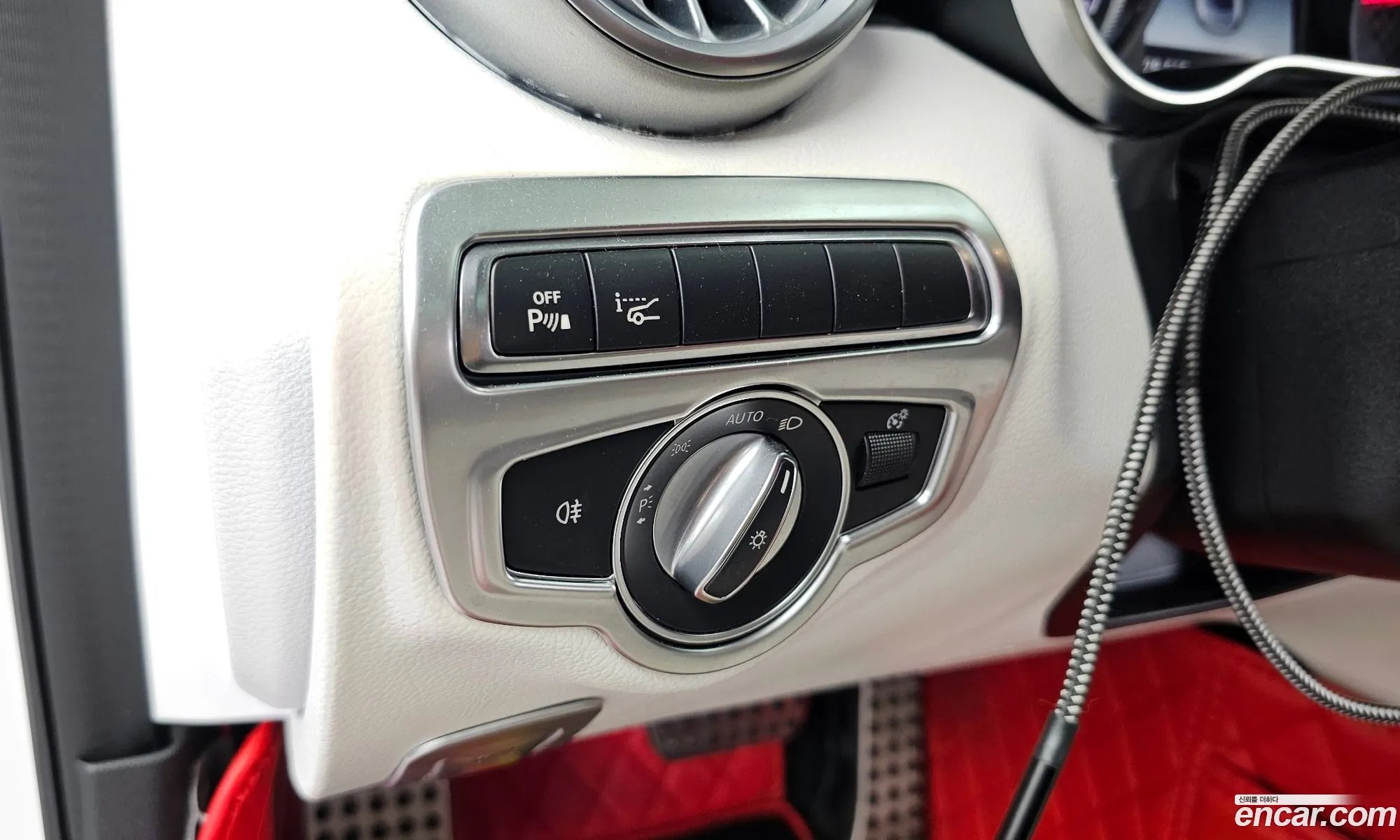 Mercedes-Benz C-Class W205 2018 — 16