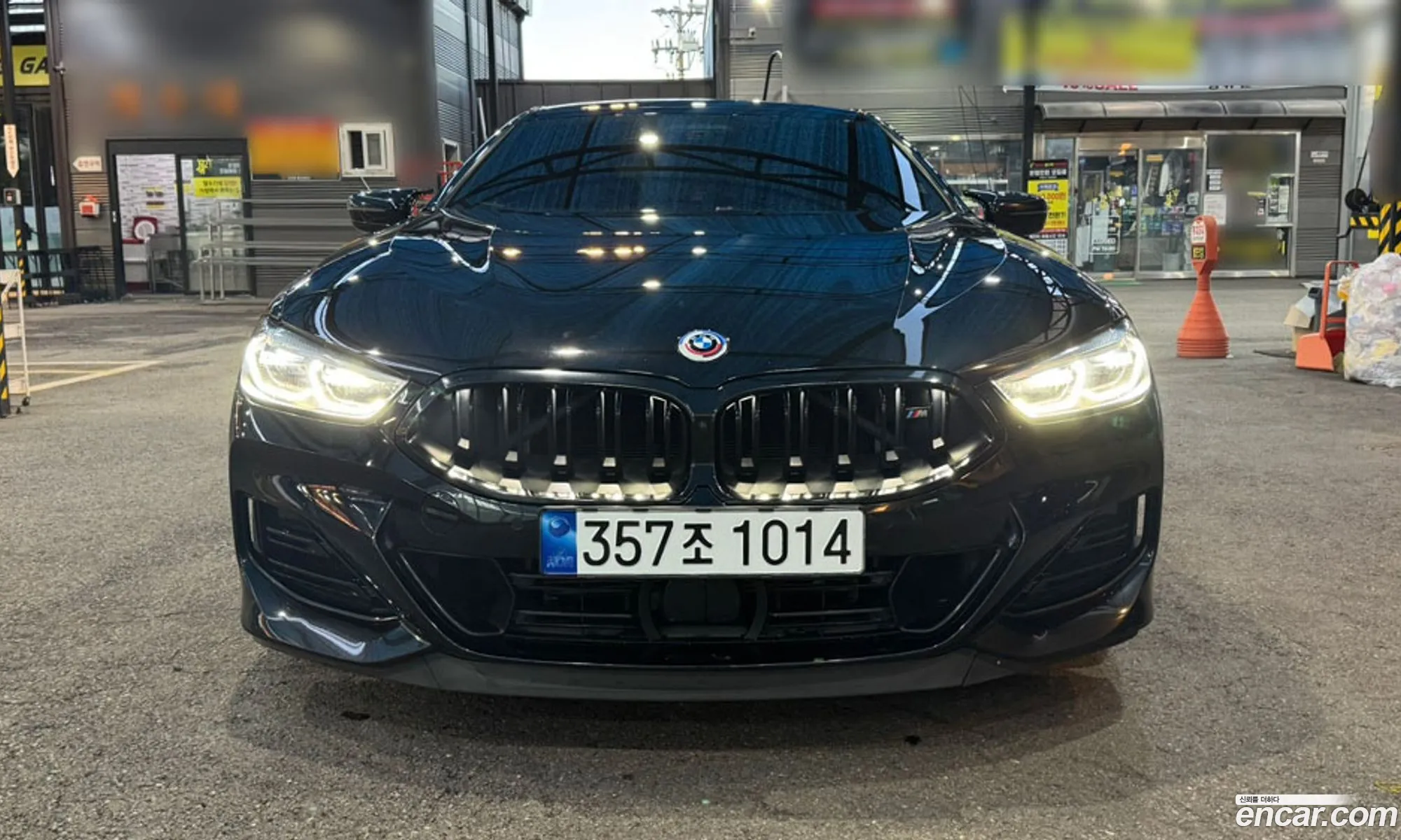 BMW 8 Series 2022 — 19