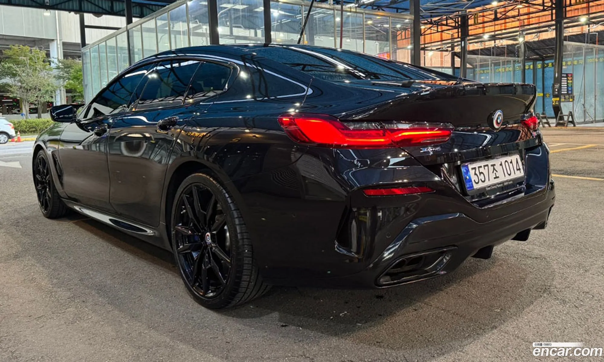 BMW 8 Series 2022 — 4
