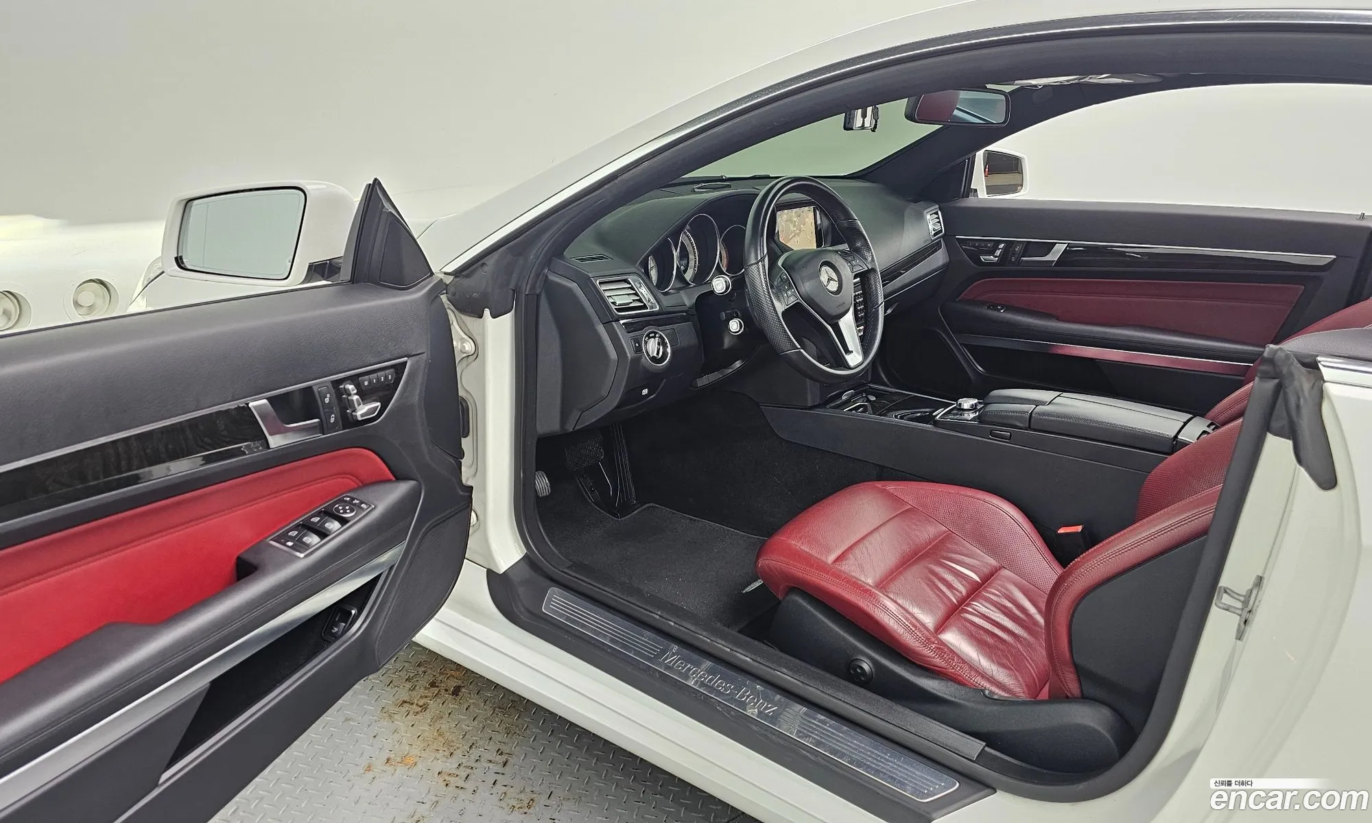 Mercedes-Benz E-Class W212 2014 WDDKJ3EB7EF249150 — 8