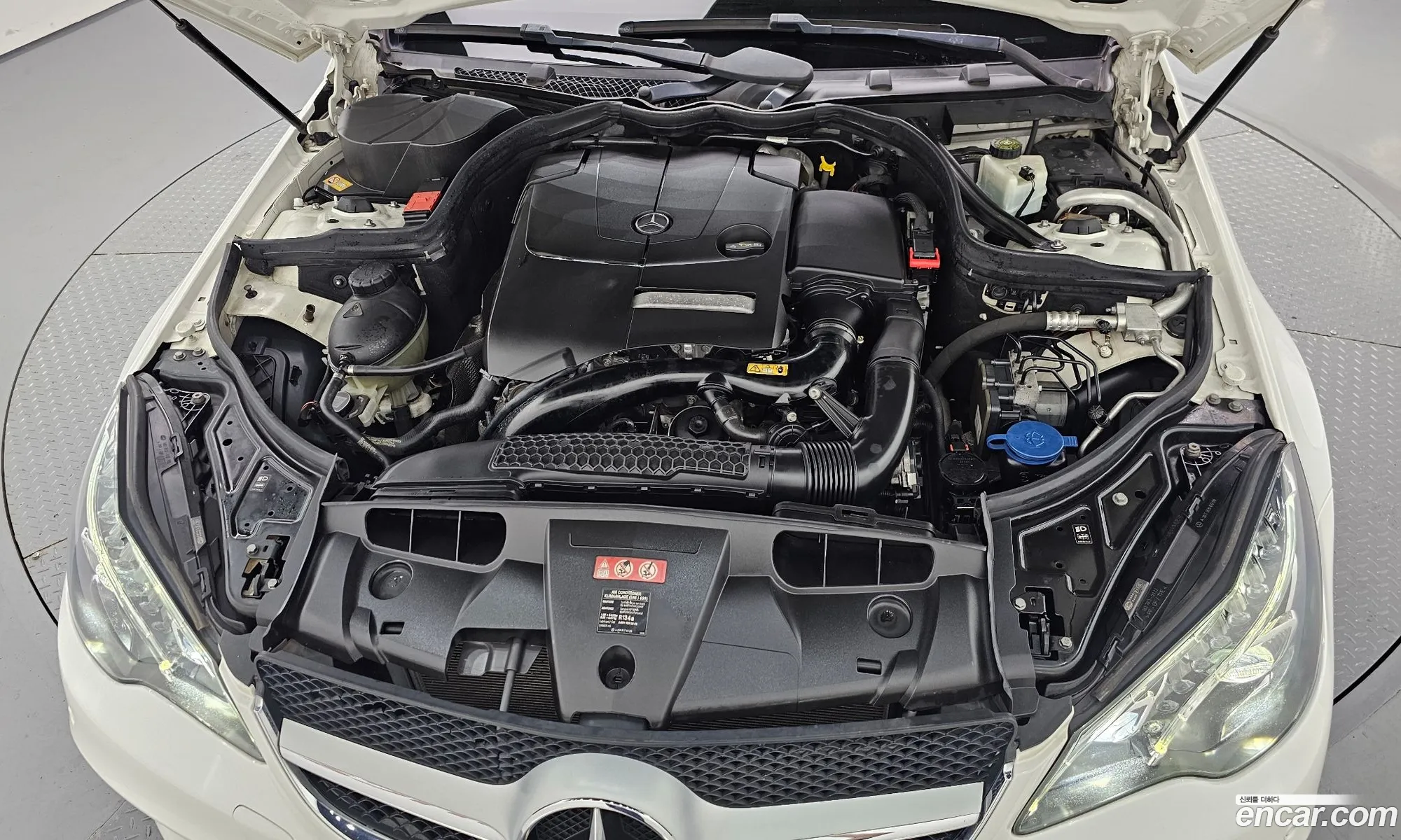 Mercedes-Benz E-Class W212 2014 WDDKJ3EB7EF249150 — 2