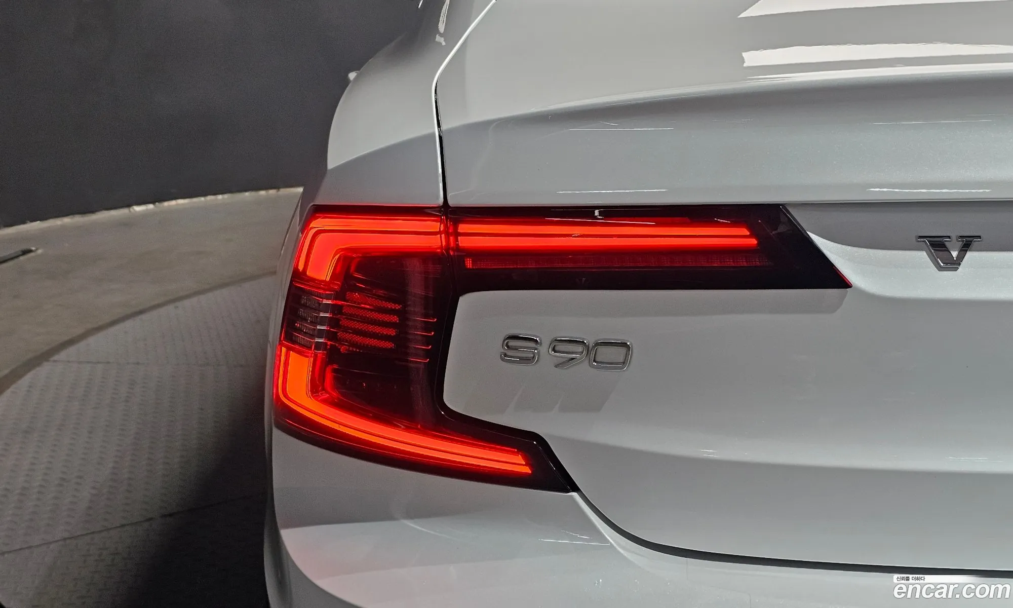 Volvo S90 2023 LVYPT062XPP324209 — 8