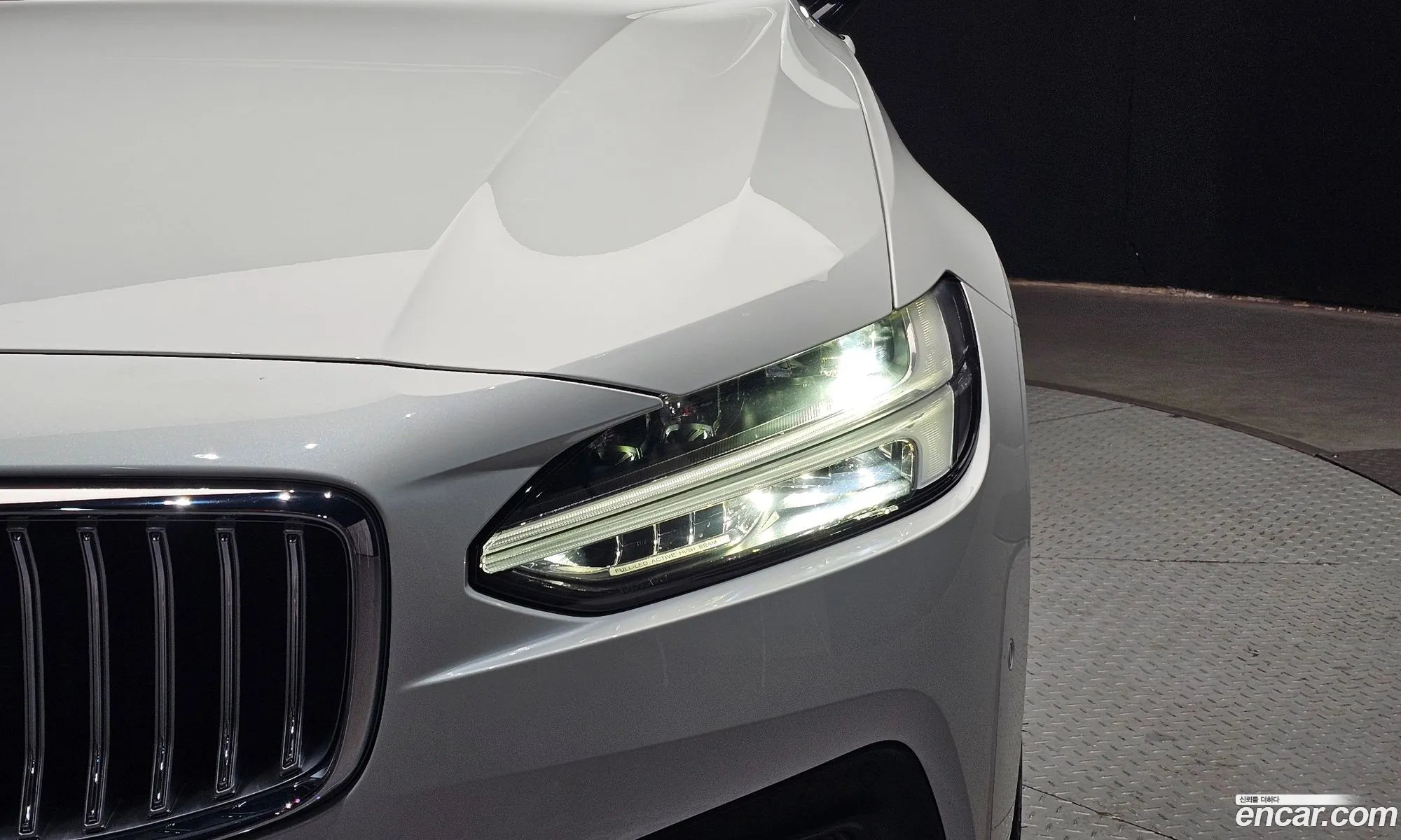 Volvo S90 2023 LVYPT062XPP324209 — 18