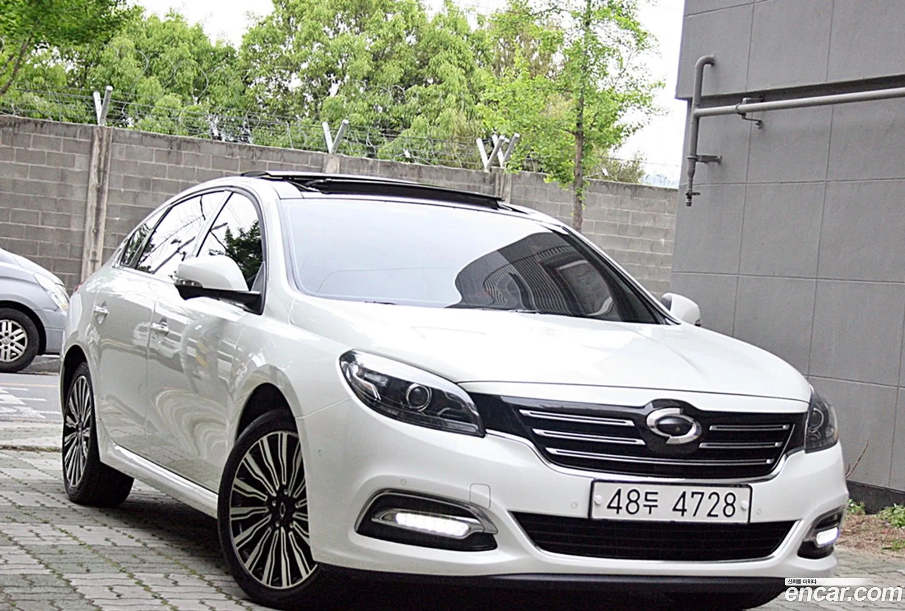Renault Korea (Samsung) SM7 Nova 2015 — 3