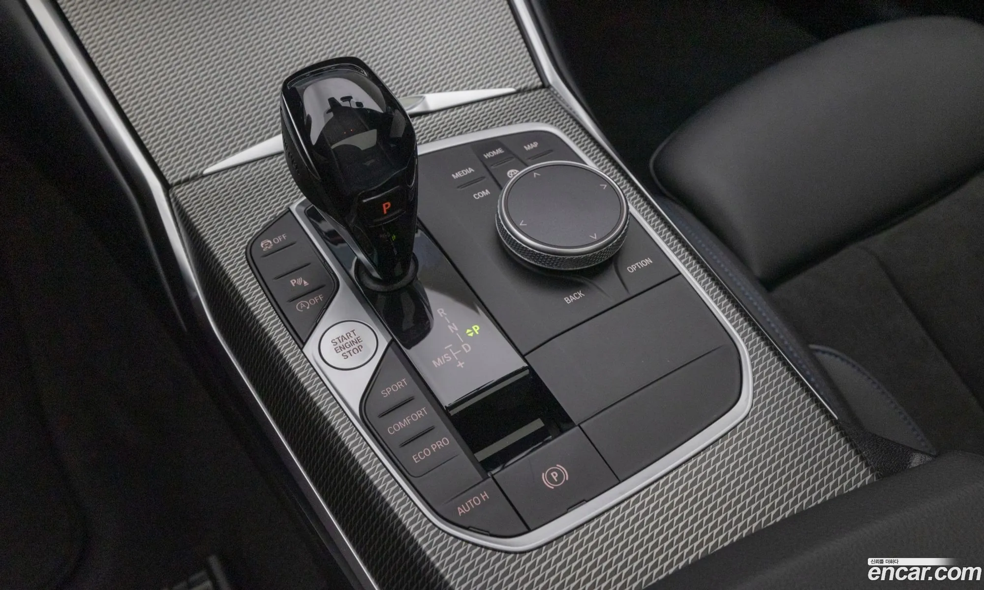 BMW 3 Series 2021 — 11