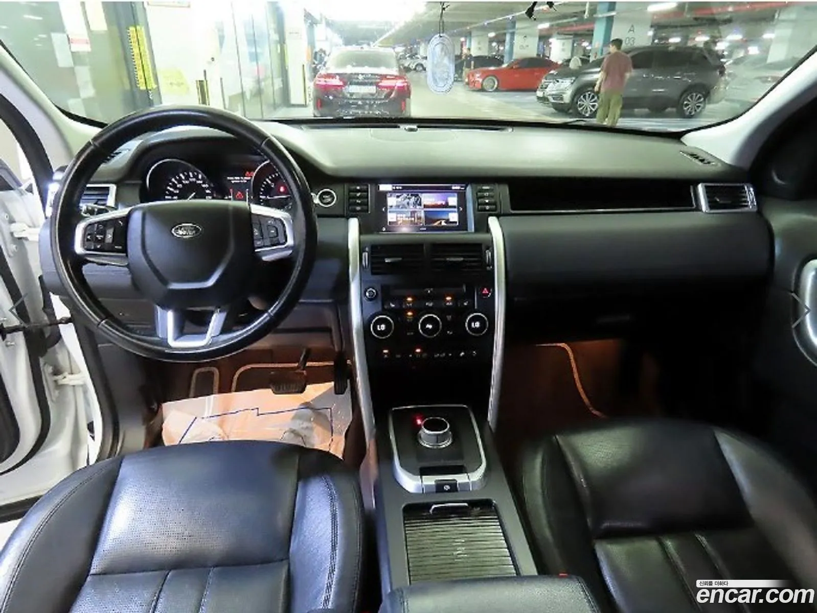 Land Rover Discovery Sport 2016 — 17