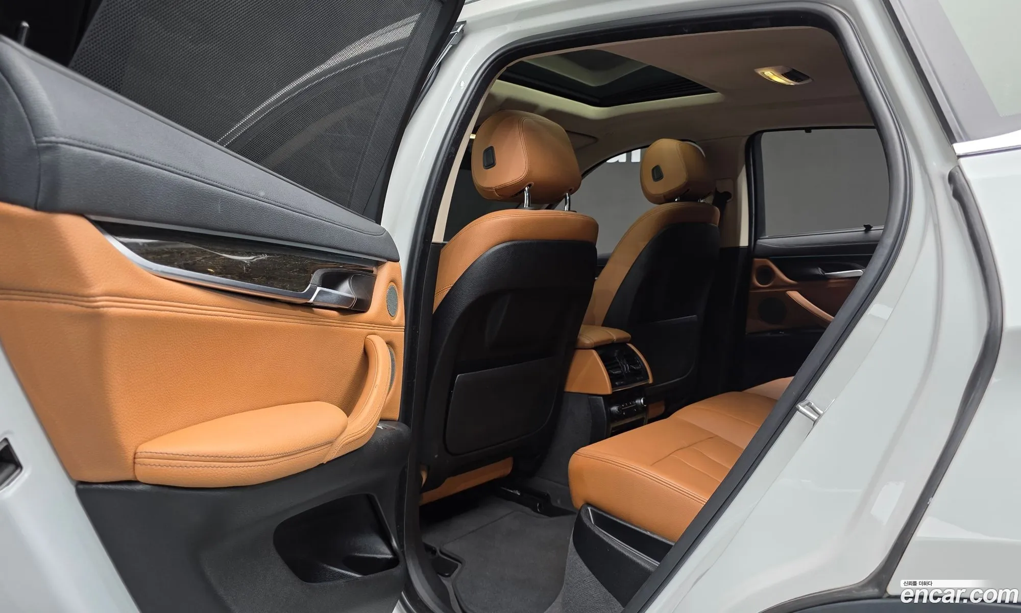 BMW X6 2017 WBAKV210XH0V43191 — 10