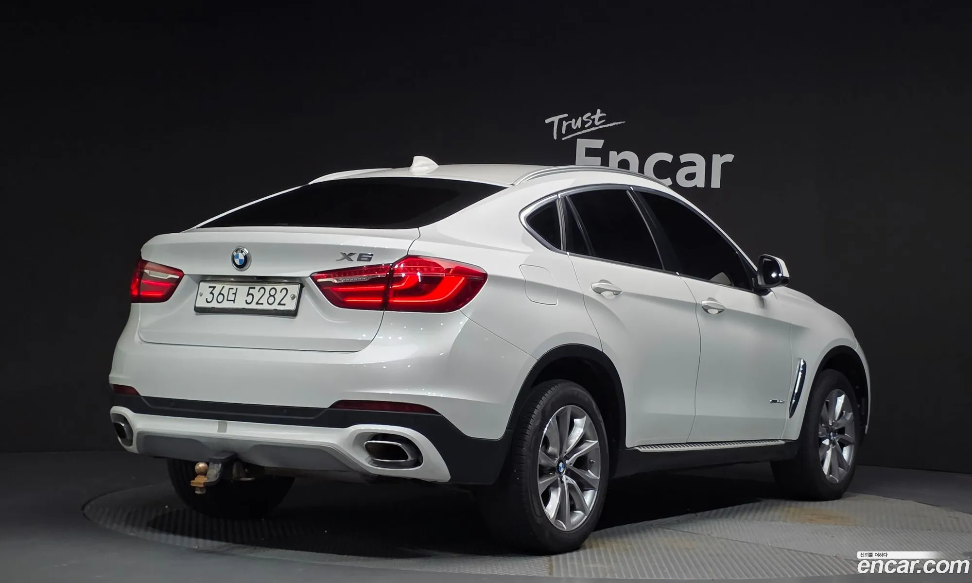 BMW X6 2017 WBAKV210XH0V43191 — 8