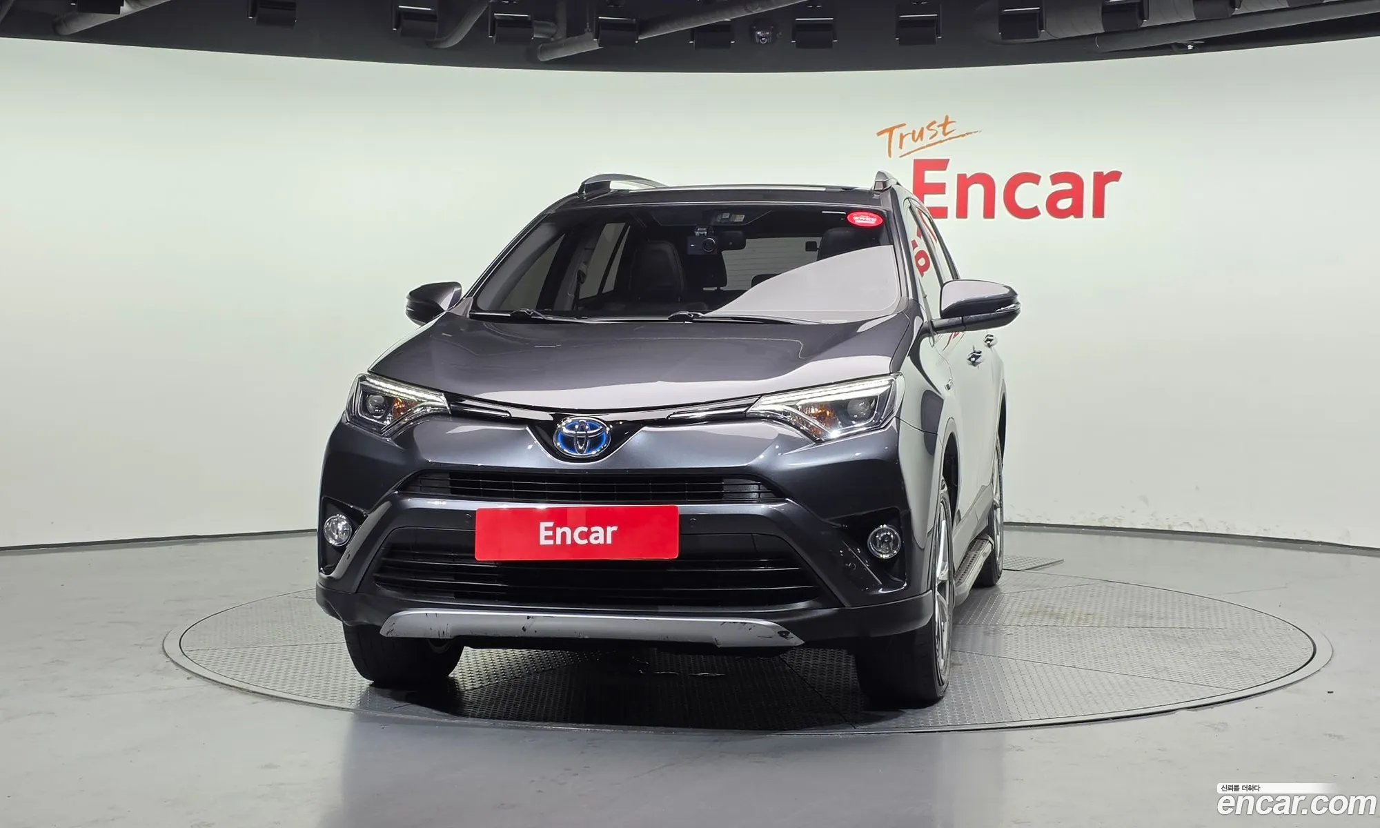 Toyota RAV4 2018 — 11