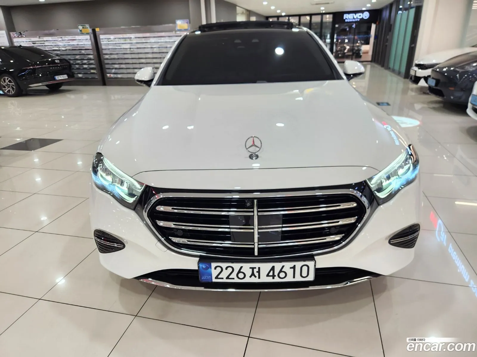 Mercedes-Benz E-Class W214 2024 — 13