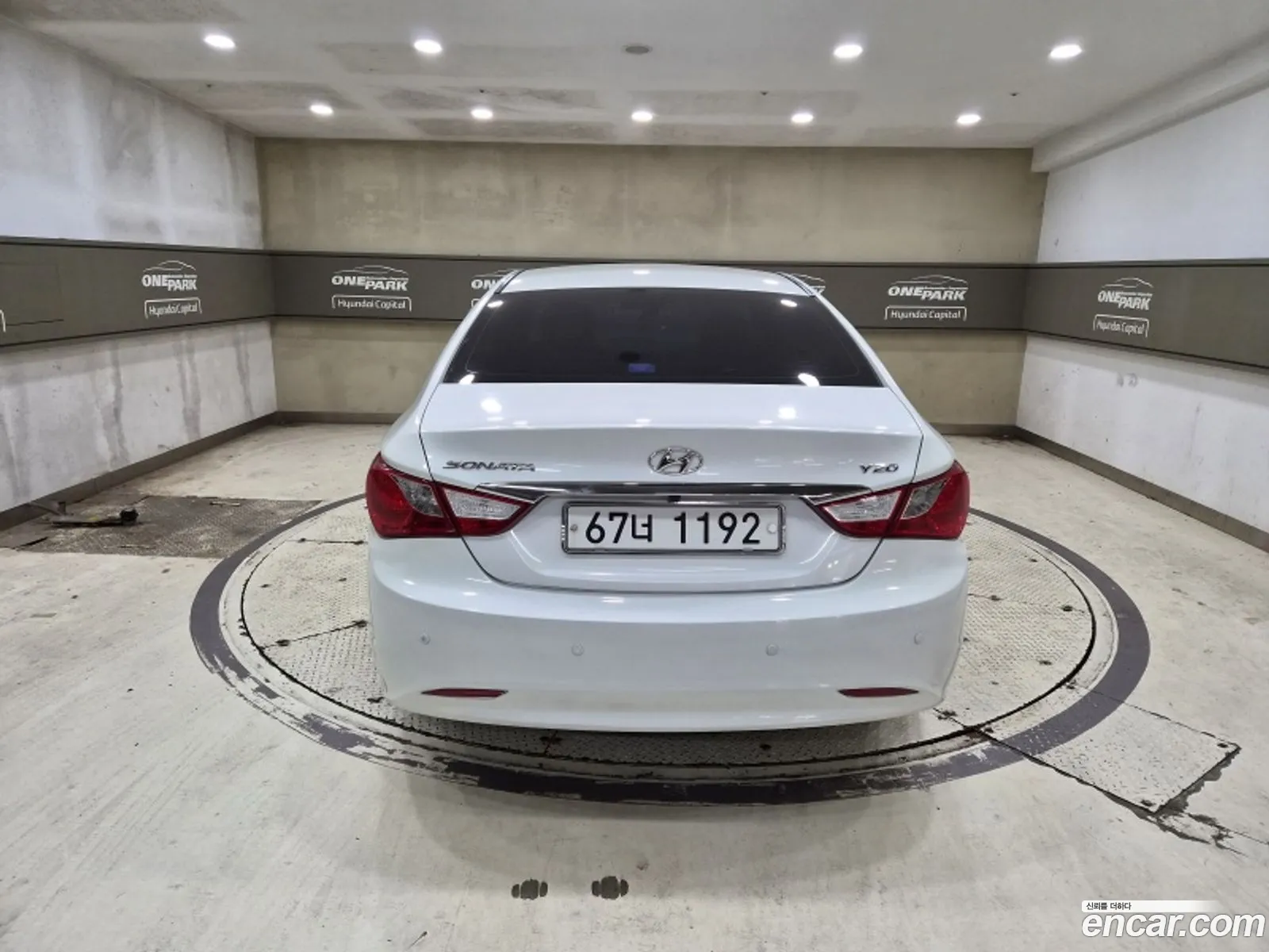 Hyundai YF Sonata 2009 — 4