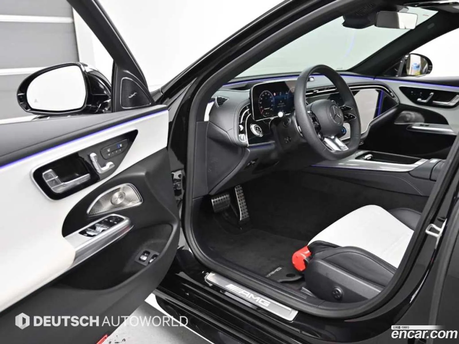 Mercedes-Benz E-Class W214 2025 — 12