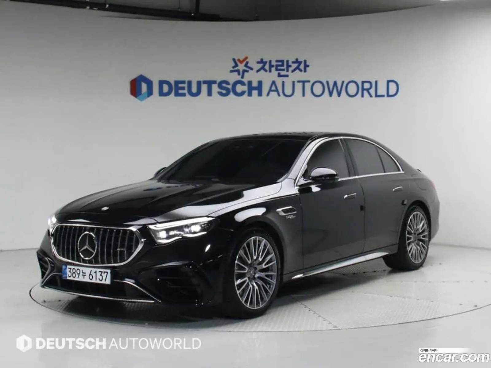 Mercedes-Benz E-Class W214 2025 — 18