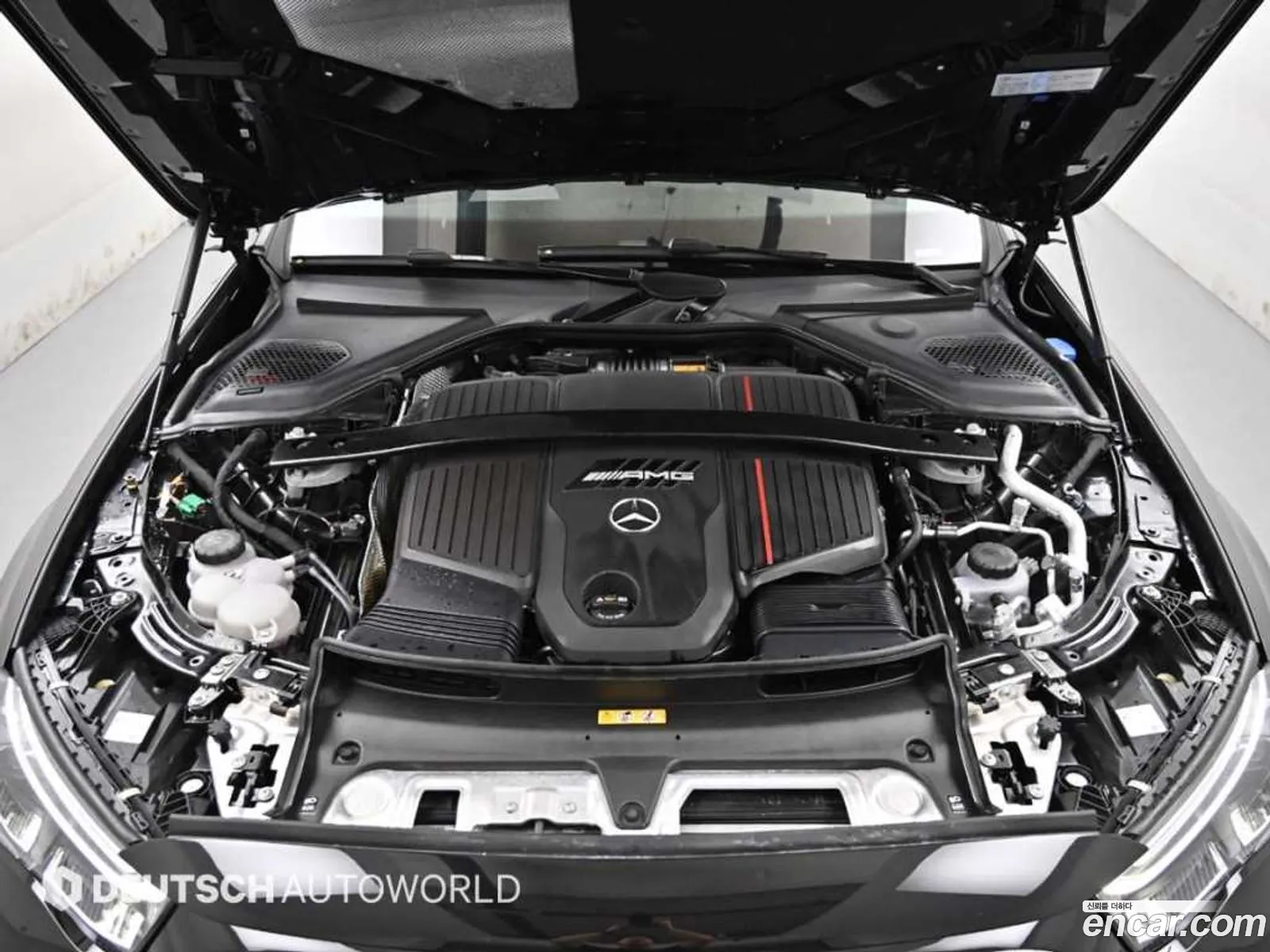 Mercedes-Benz E-Class W214 2025 — 13