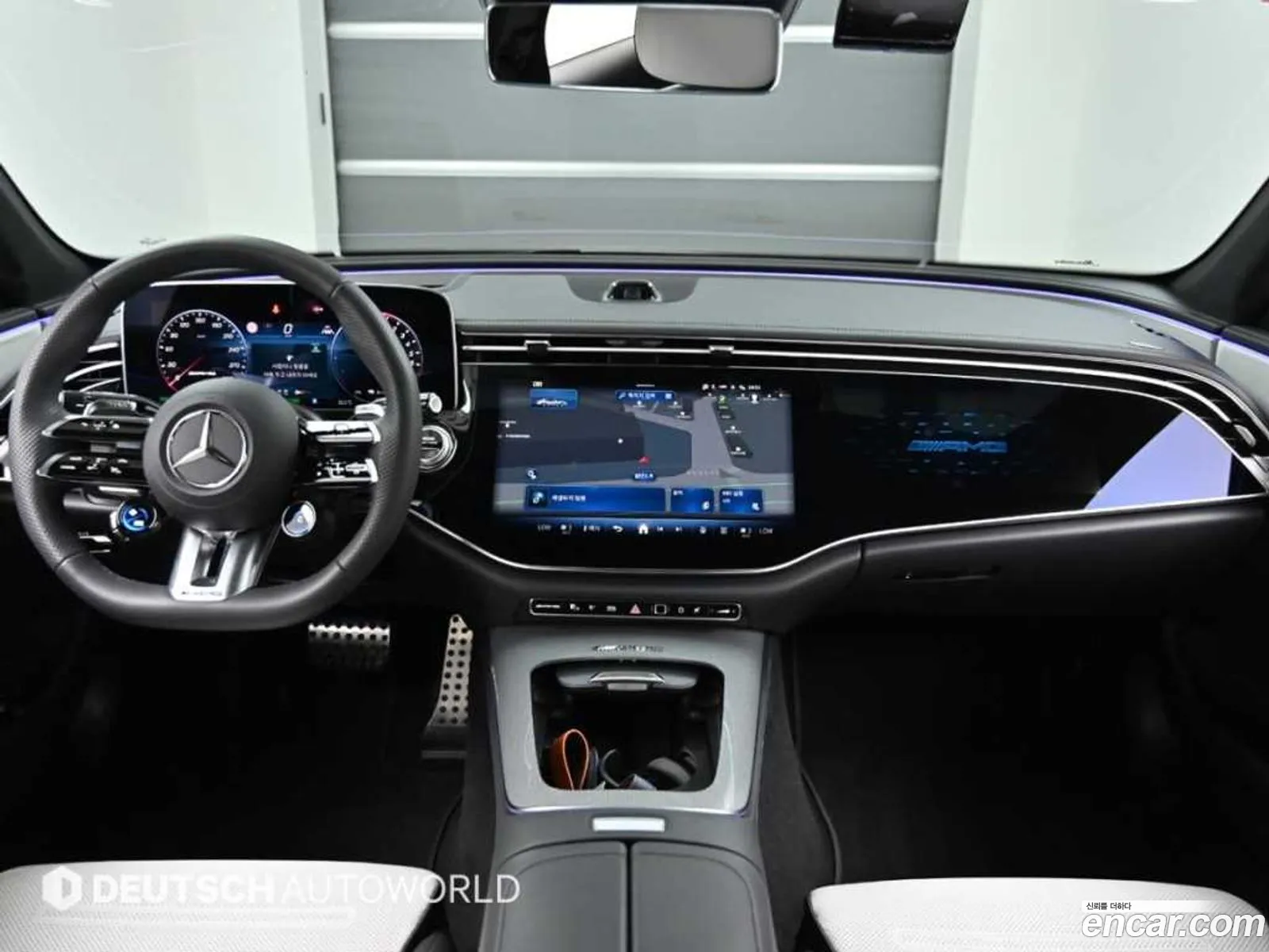 Mercedes-Benz E-Class W214 2025 — 14