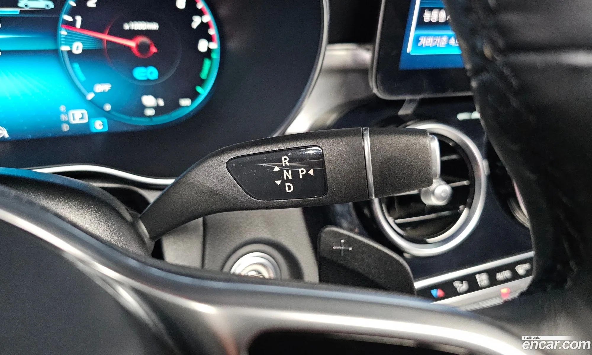 Mercedes-Benz GLC-Class X253 2021 — 16