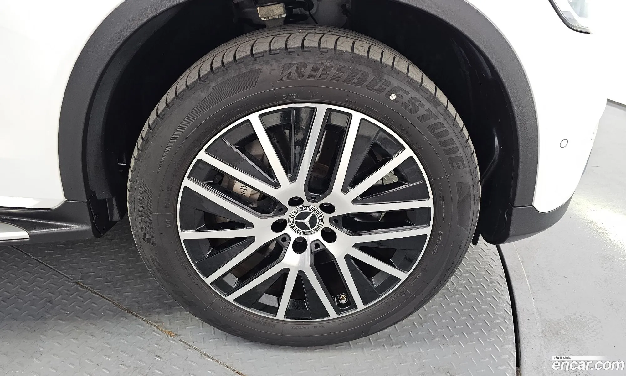 Mercedes-Benz GLC-Class X253 2021 — 22