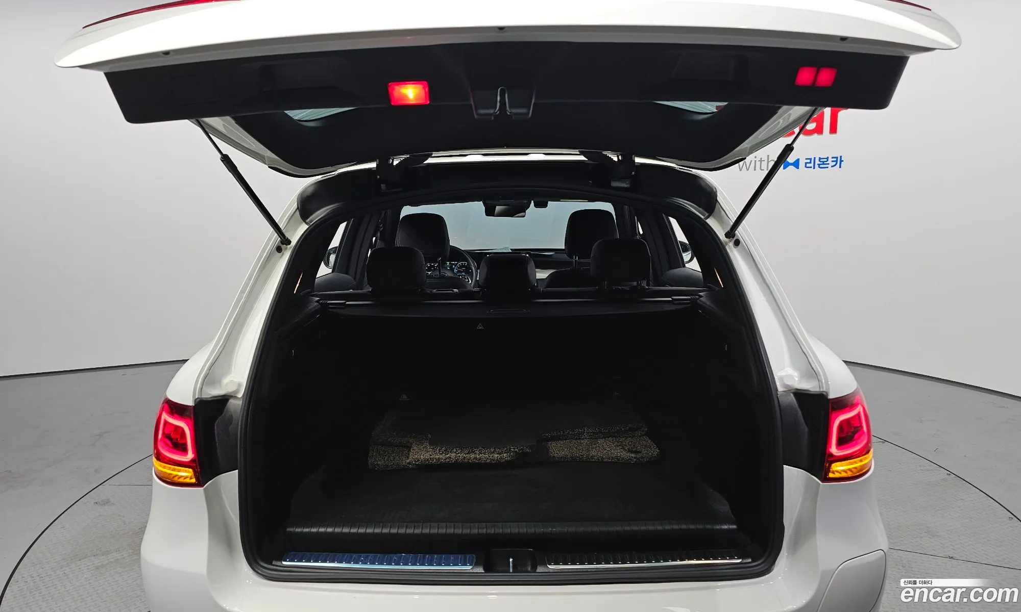 Mercedes-Benz GLC-Class X253 2021 — 12