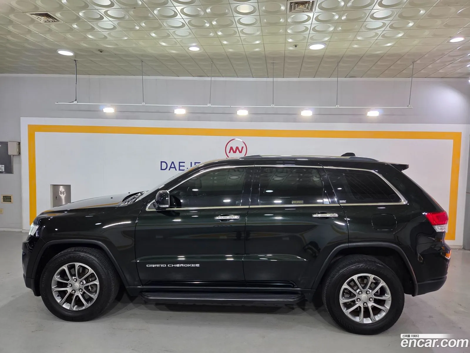 Jeep Grand Cherokee 2014 — 9