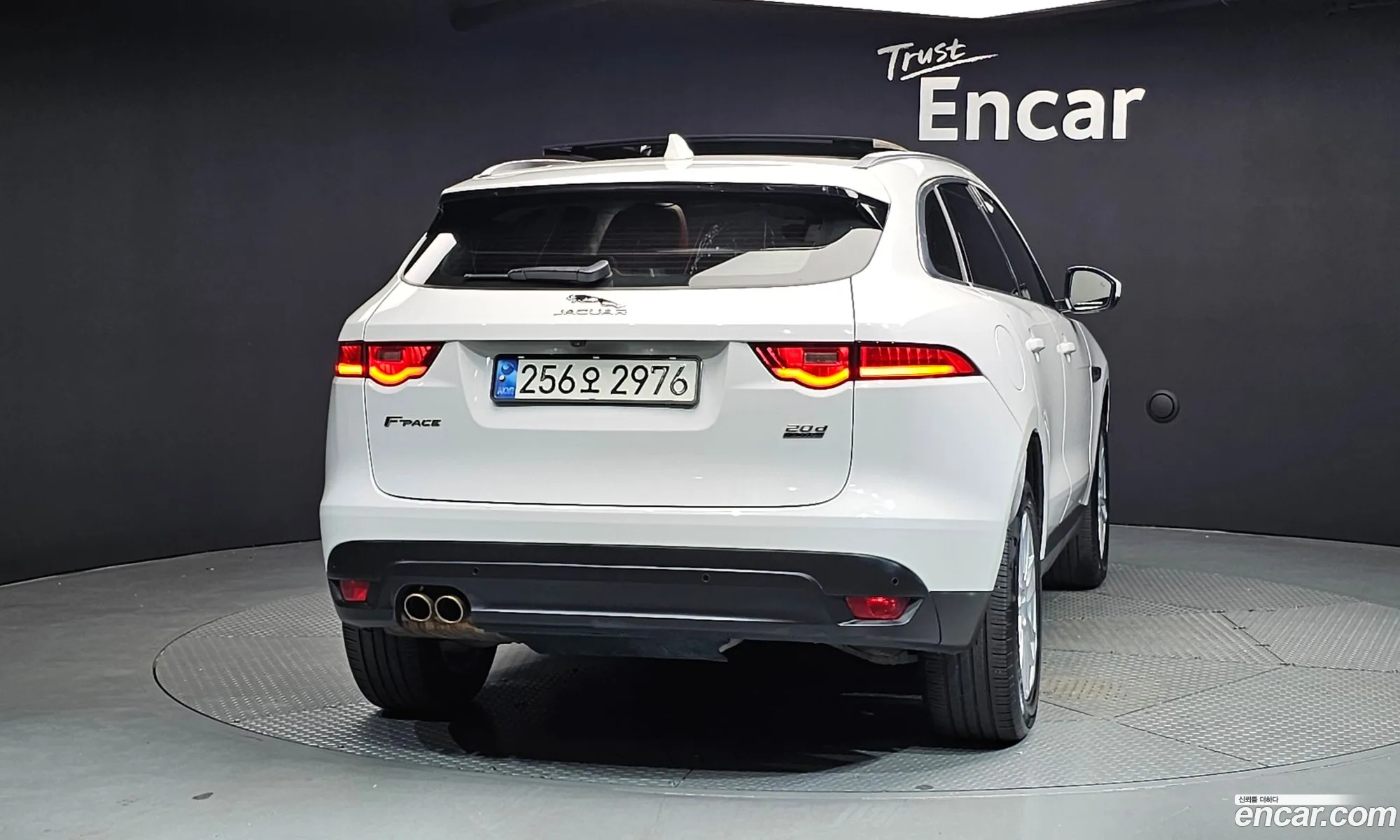 Jaguar F-Pace 2019 SADCA2BN6KA366030 — 3