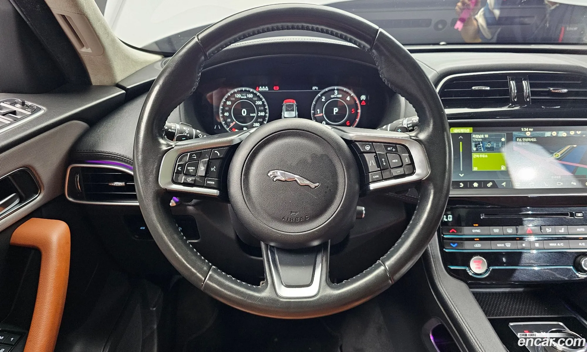 Jaguar F-Pace 2019 SADCA2BN6KA366030 — 10