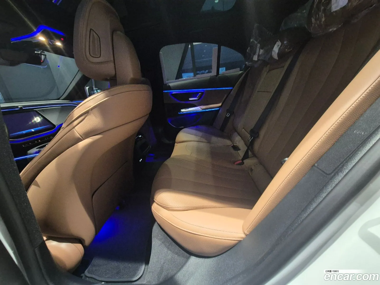 Mercedes-Benz E-Class W214 2025 — 7