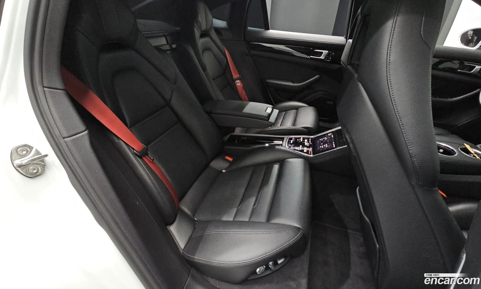 Porsche Panamera 2021 — 15