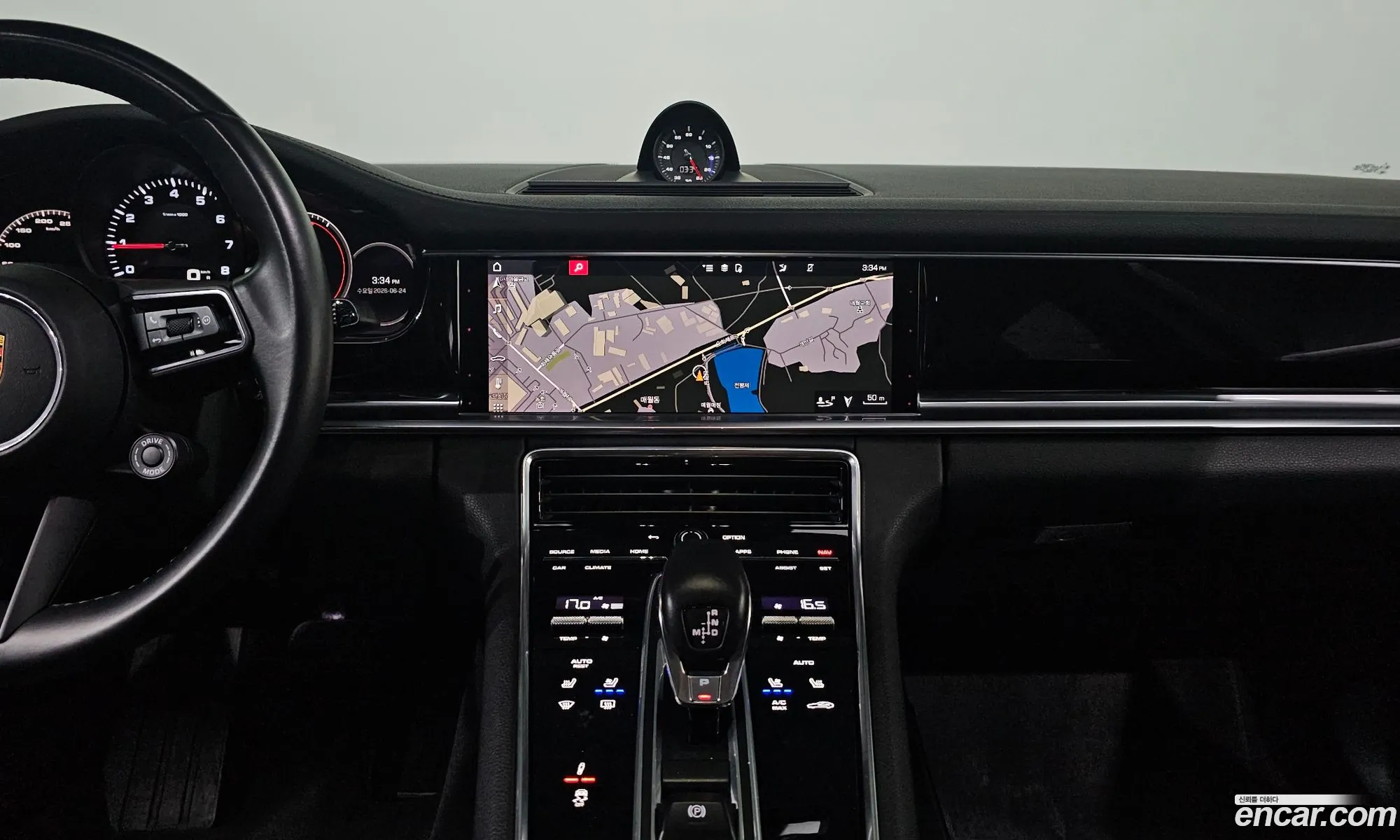Porsche Panamera 2021 — 4