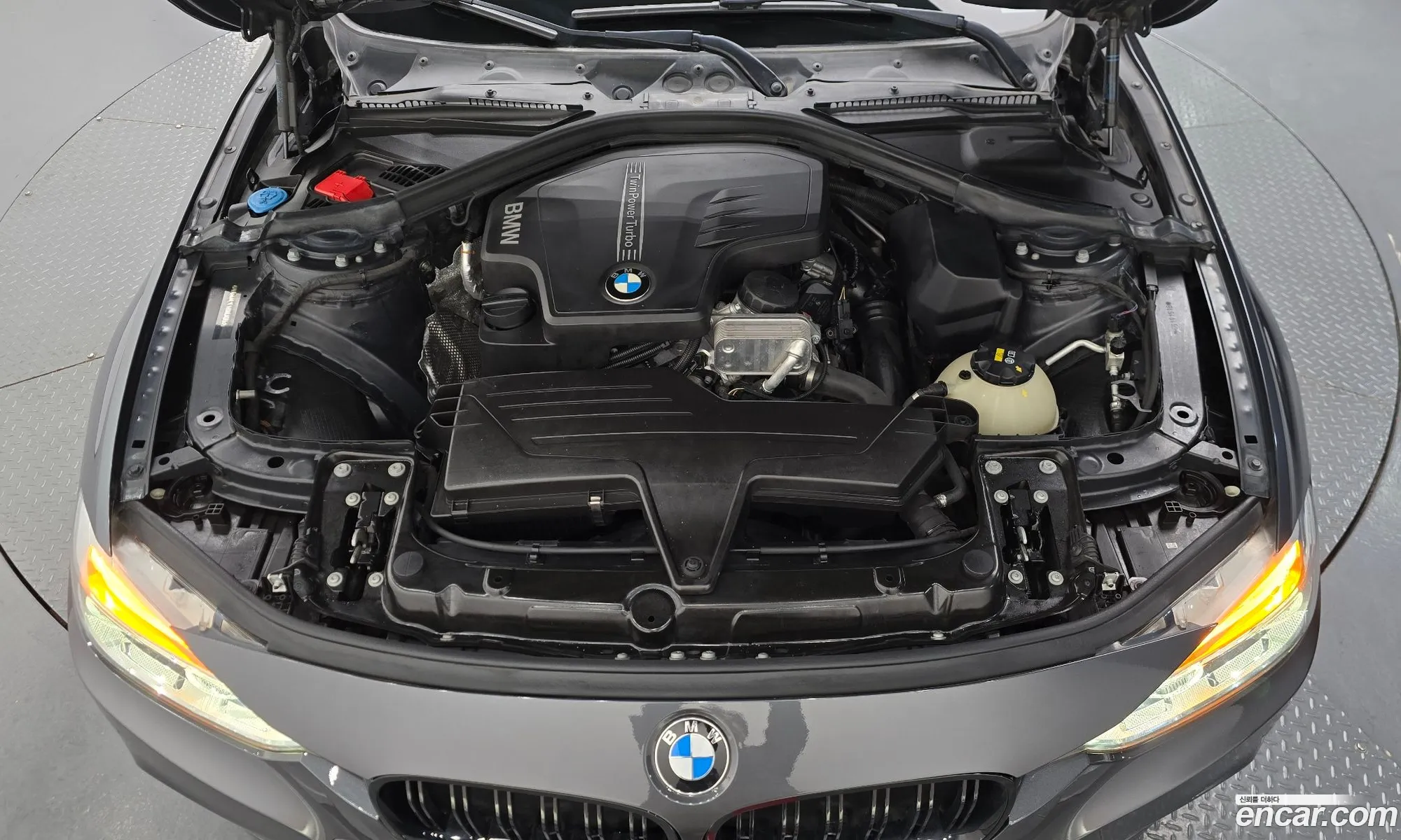 BMW 3 Series 2017 — 11