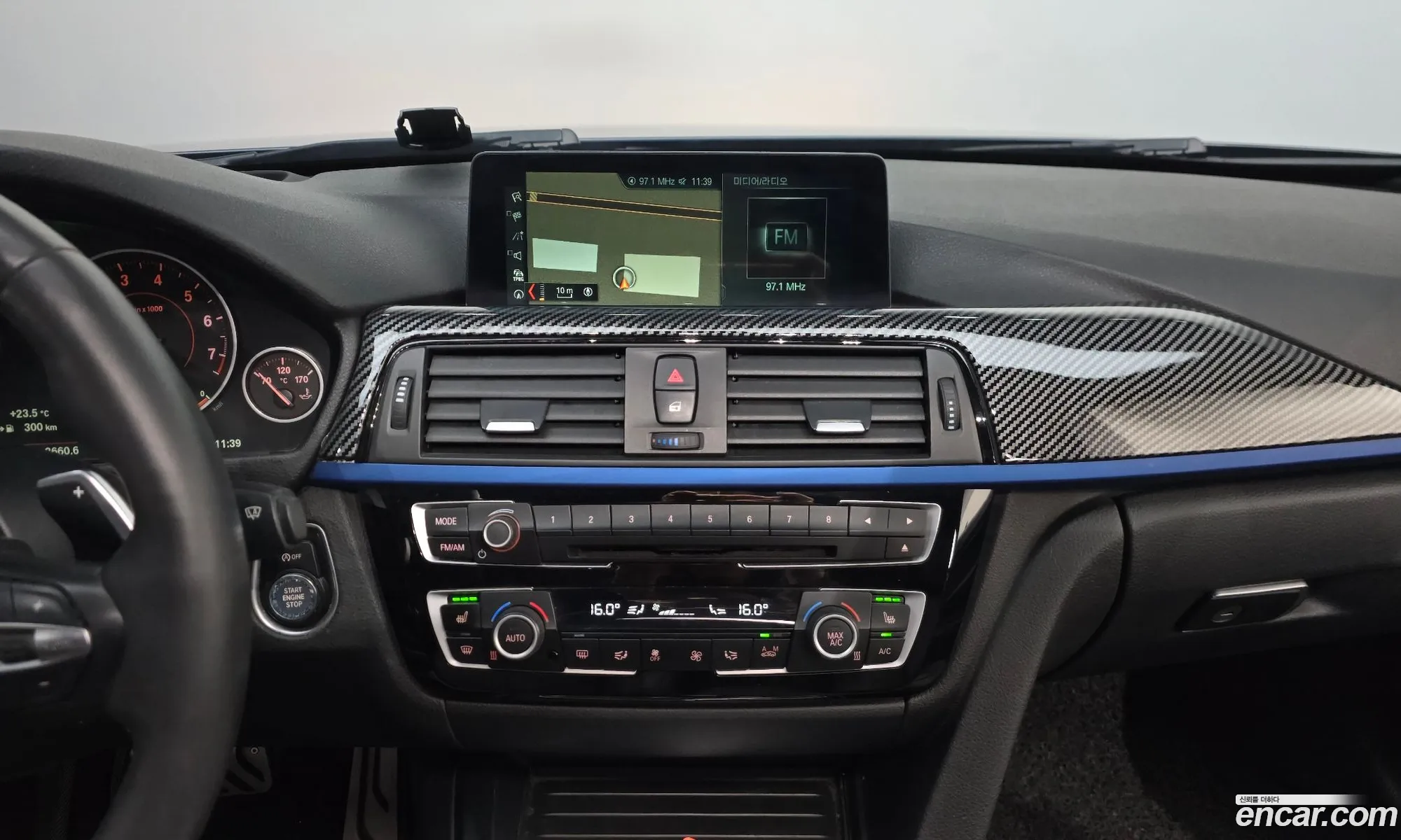 BMW 3 Series 2017 — 2