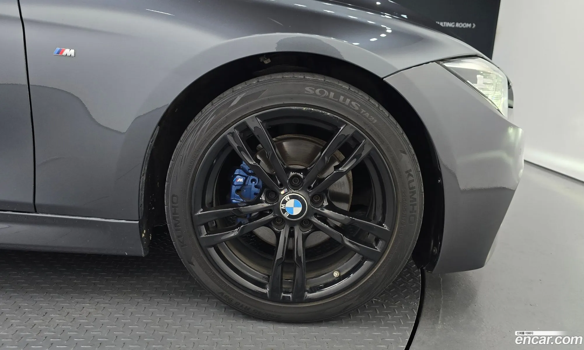 BMW 3 Series 2017 — 16