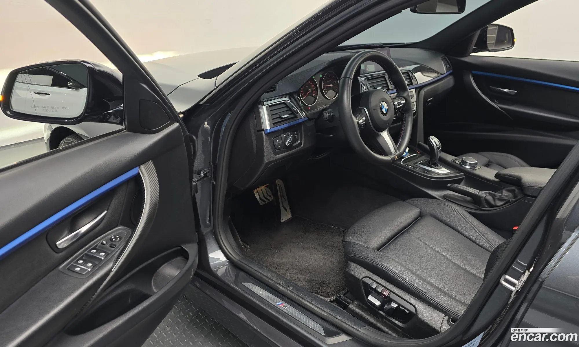BMW 3 Series 2017 — 3