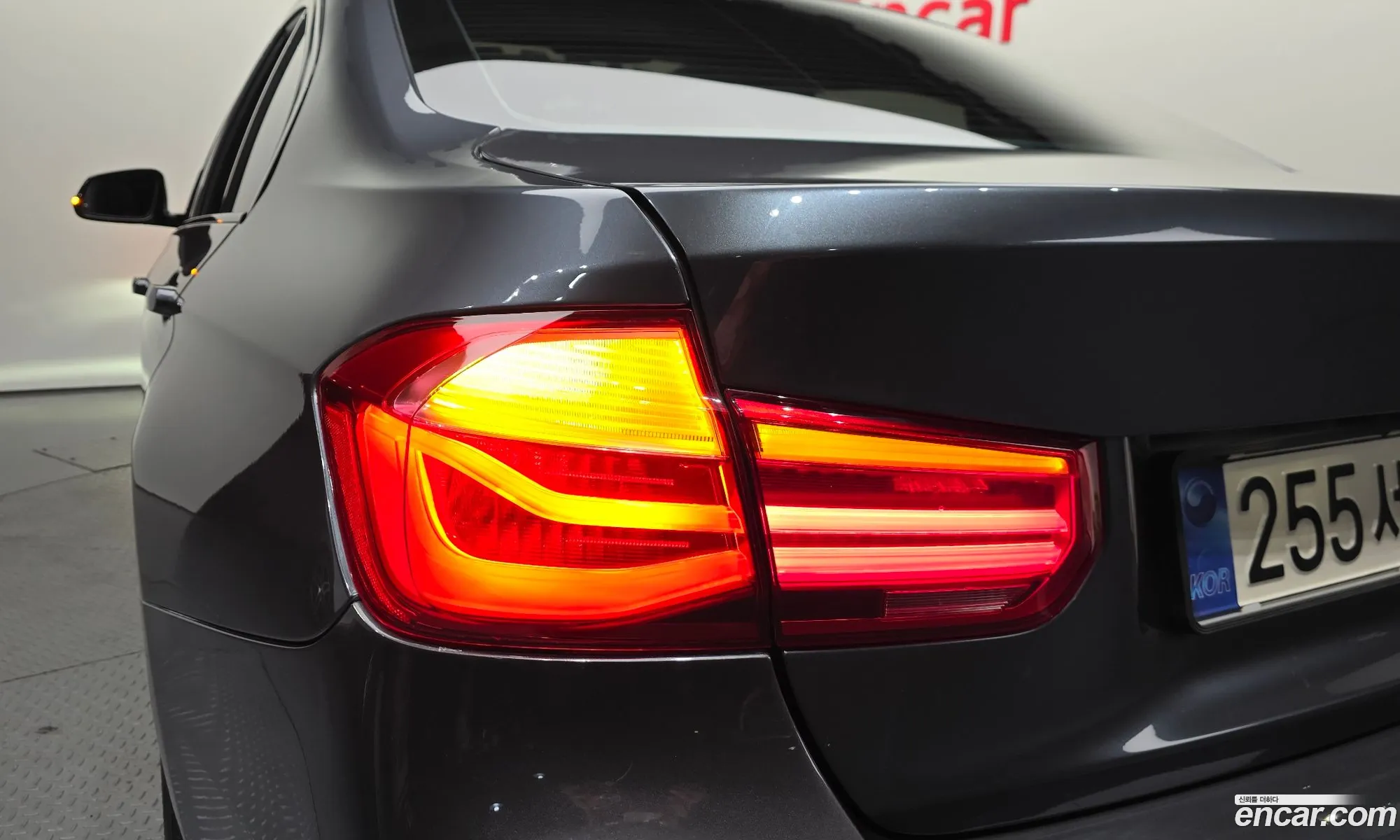 BMW 3 Series 2017 — 27