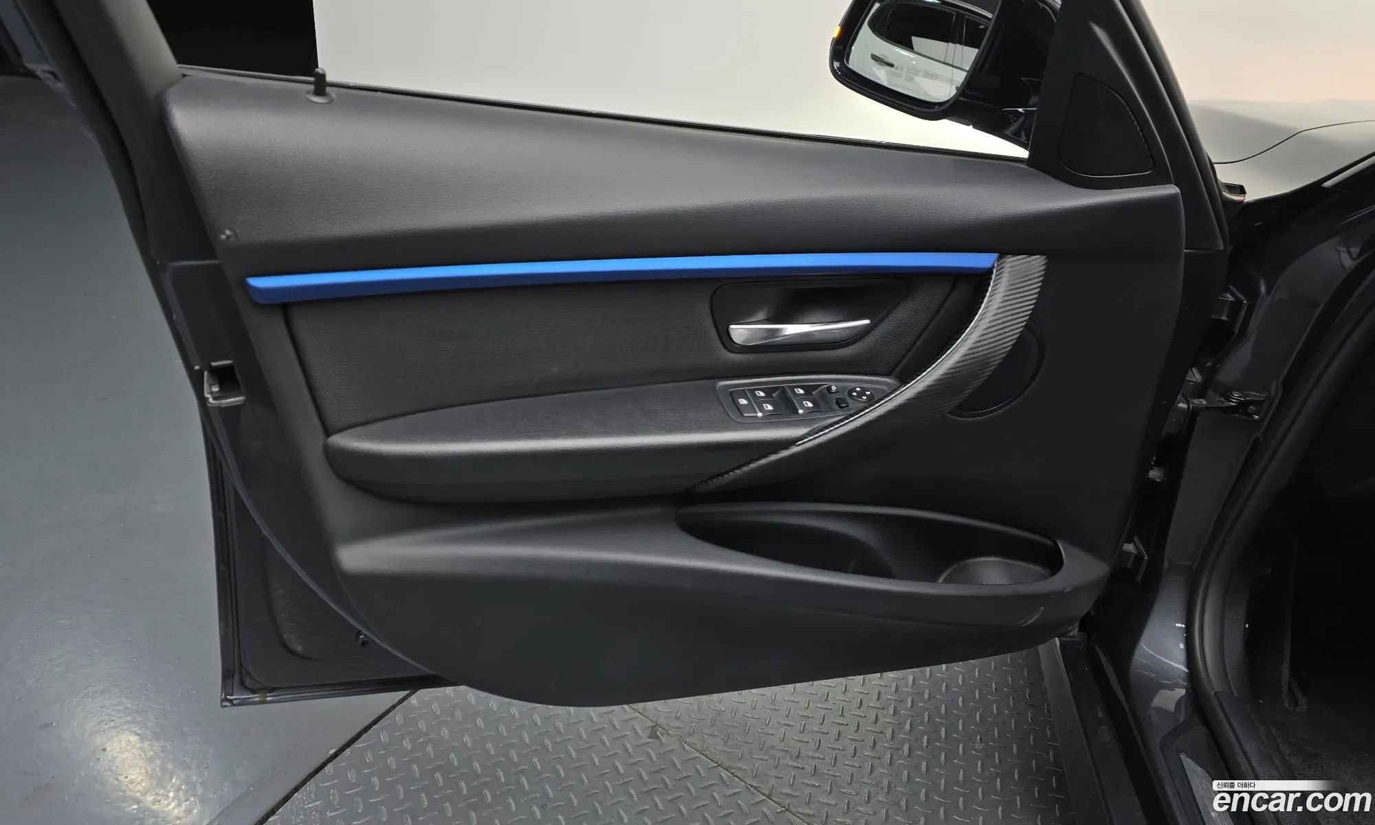 BMW 3 Series 2017 — 19