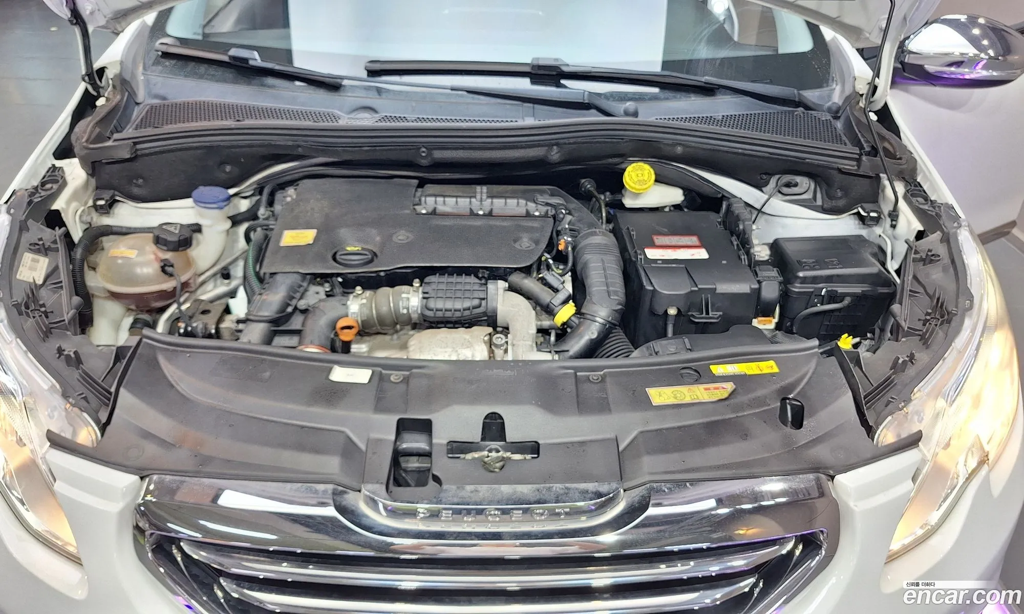 Peugeot 2008 2016 — 4