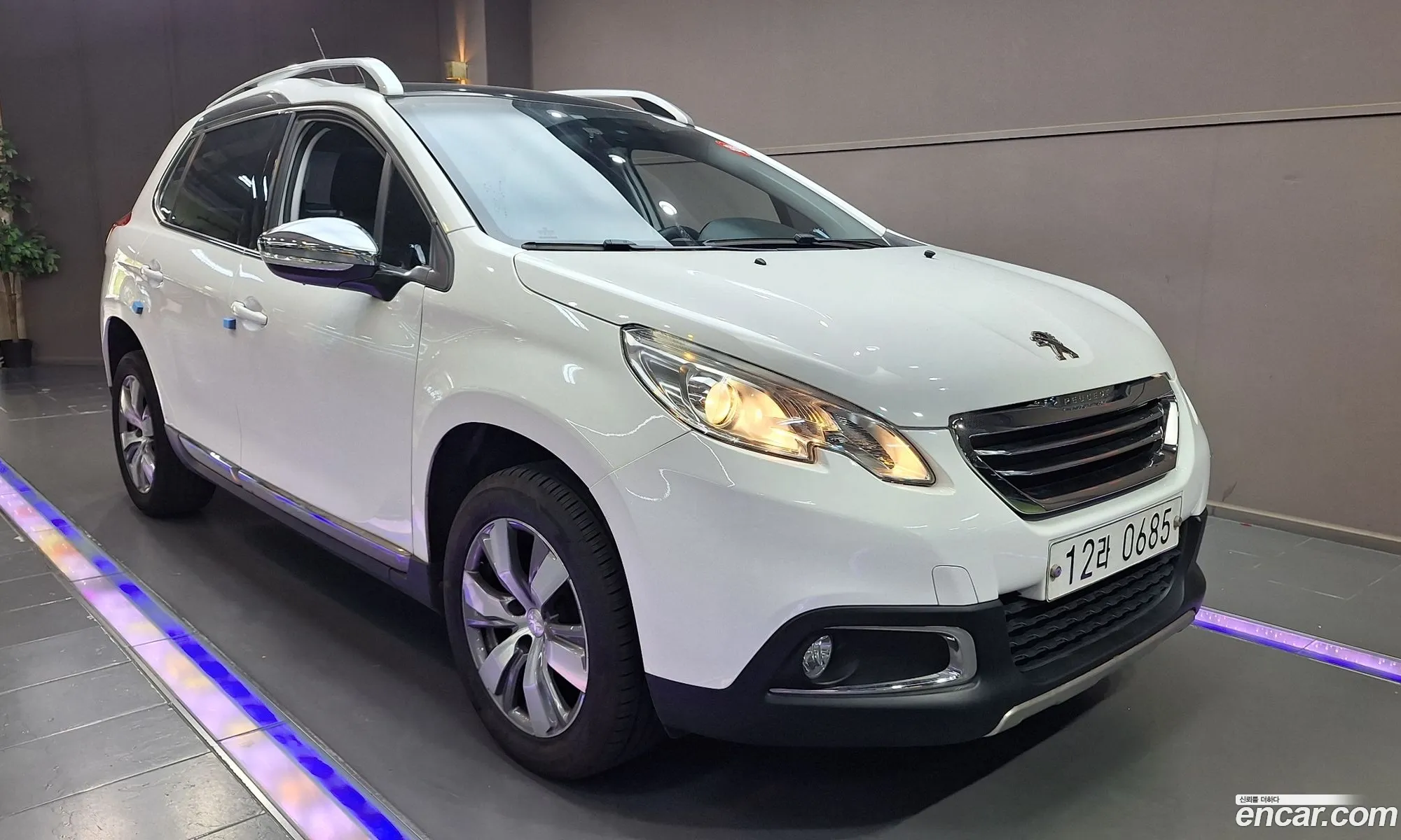 Peugeot 2008 2016 — 16