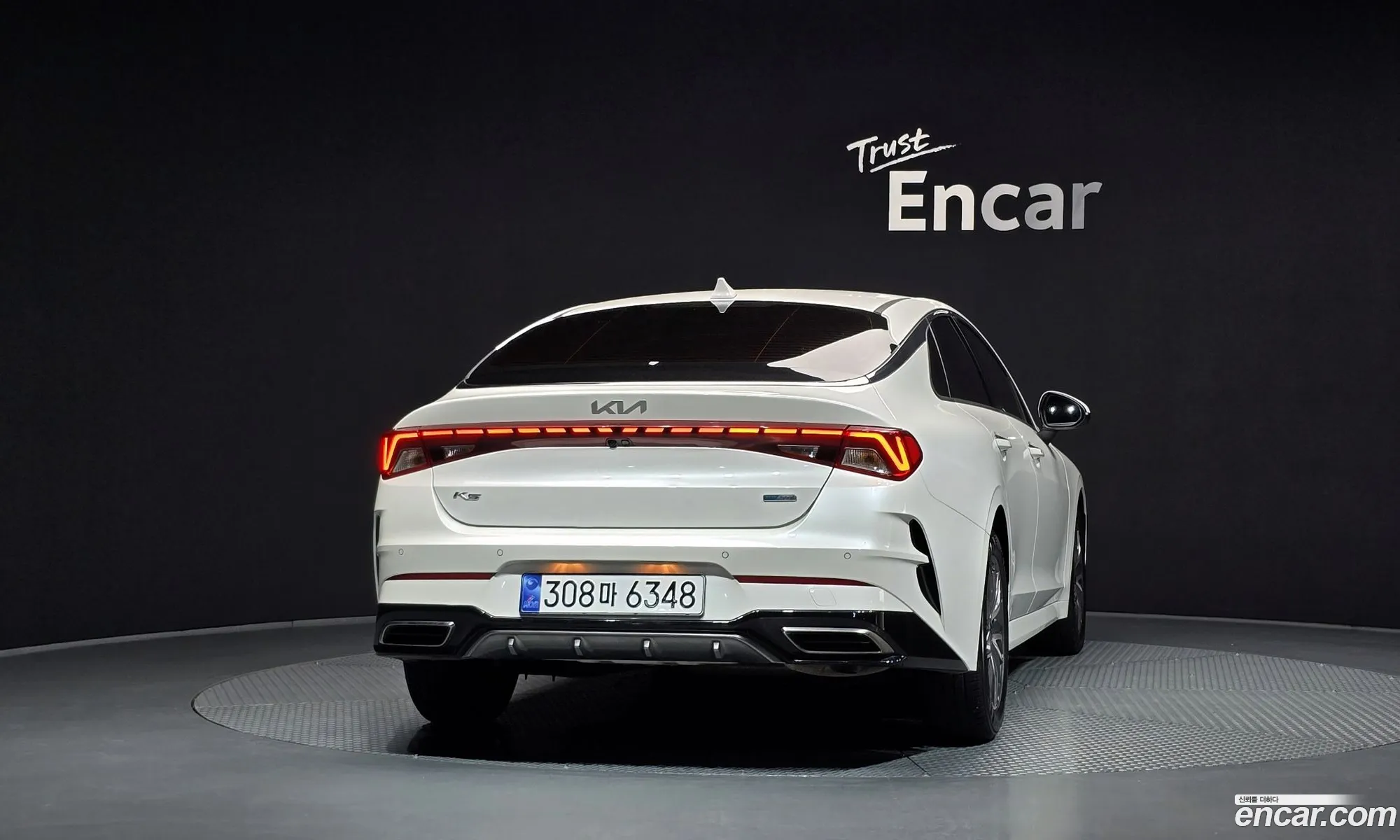 Kia K5 Hybrid 2021 — 2