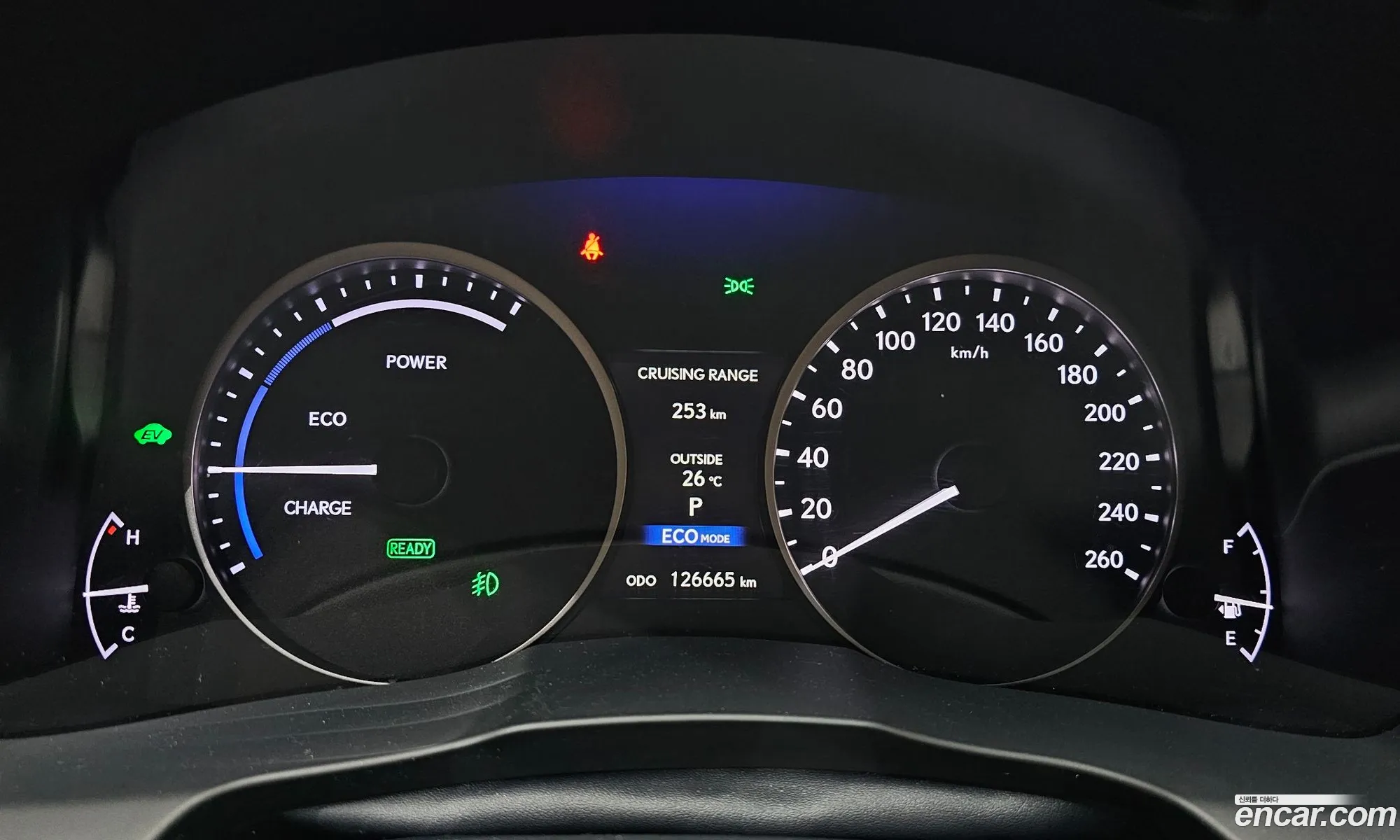 Lexus ES300h 2015 — 16