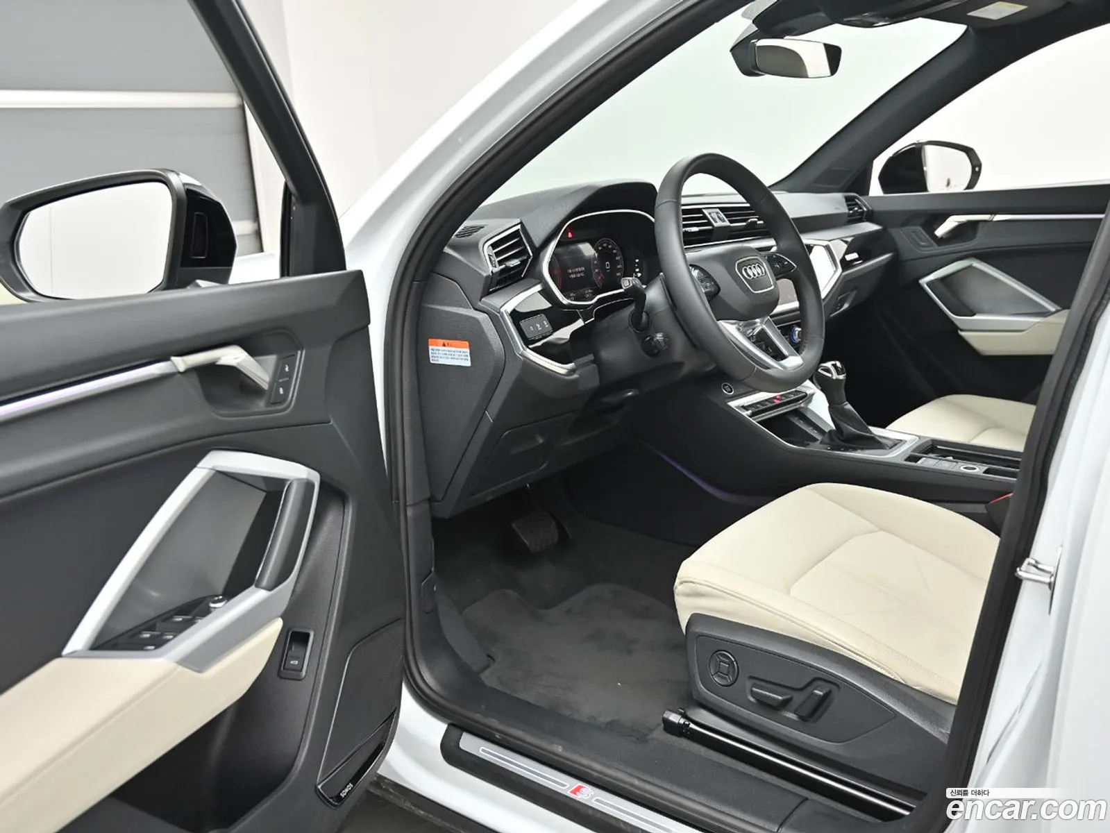 Audi Q3 2025 — 19