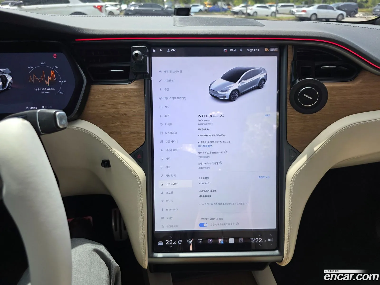 Tesla Model X 2020 — 6