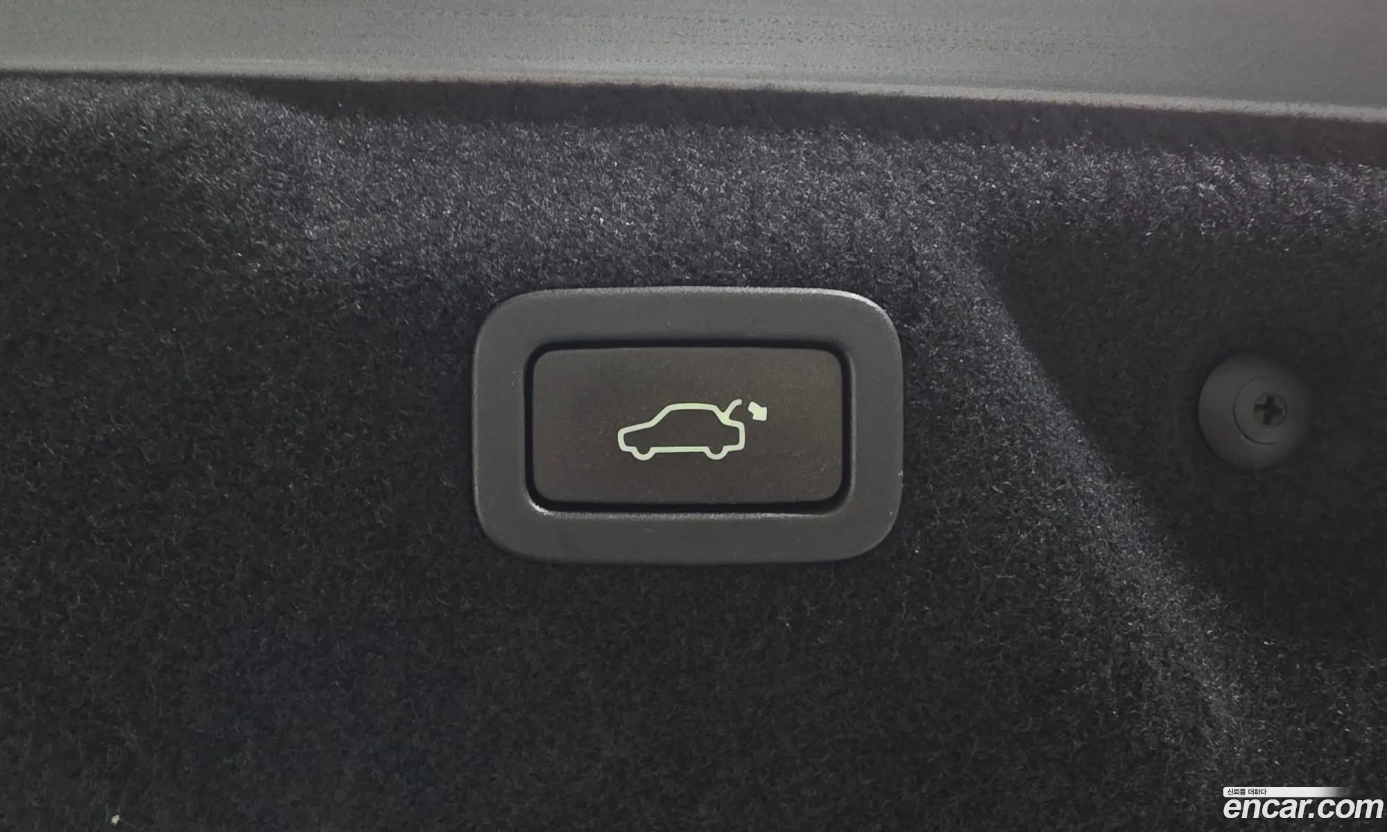 Jaguar XE 2016 SAJAB4BN7GA927551 — 19