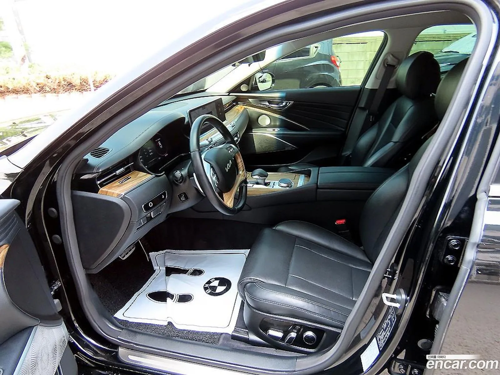 Kia K9 2023 — 2