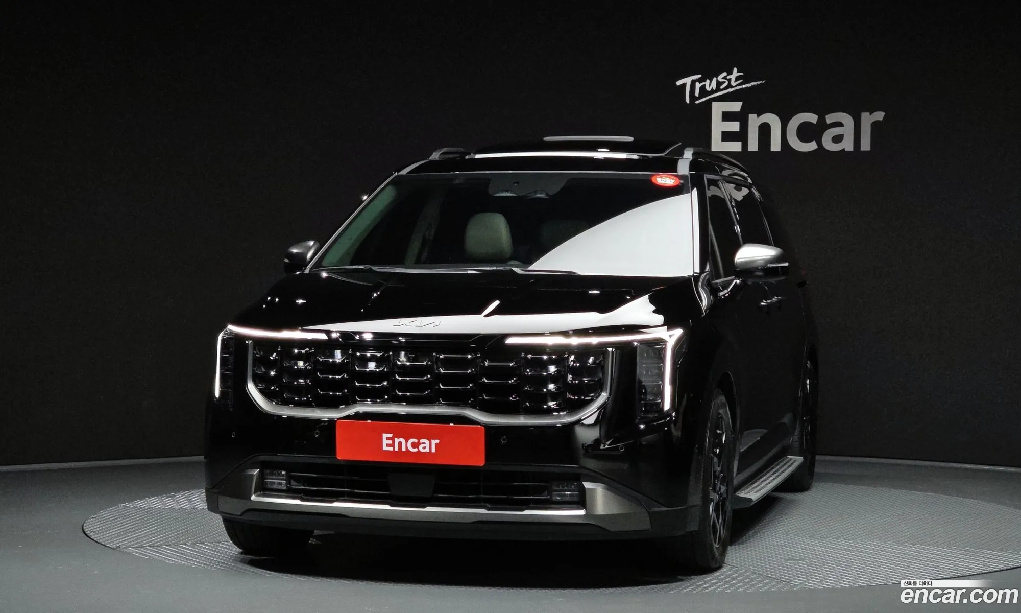Kia Carnival 2025 — 3