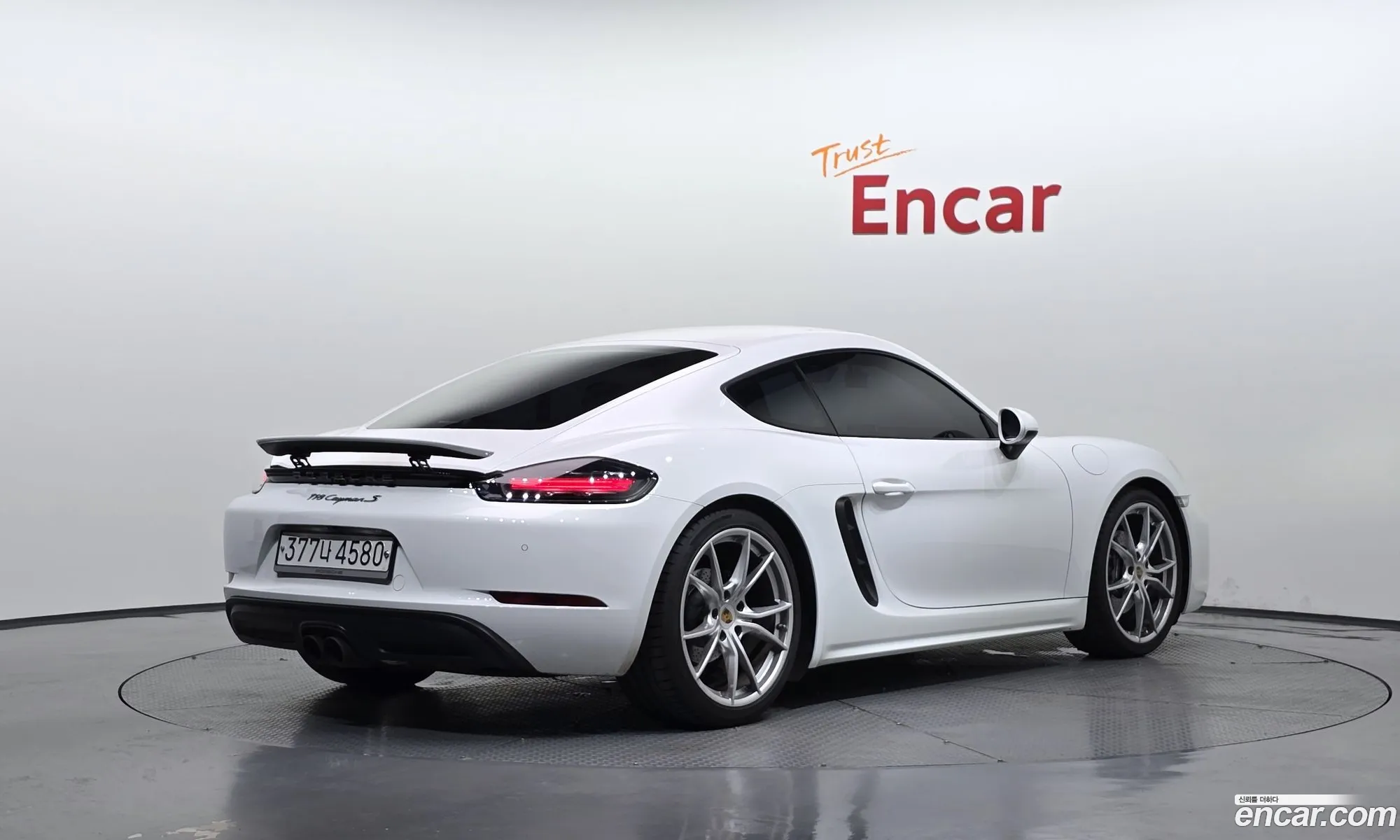 Porsche 718 Cayman