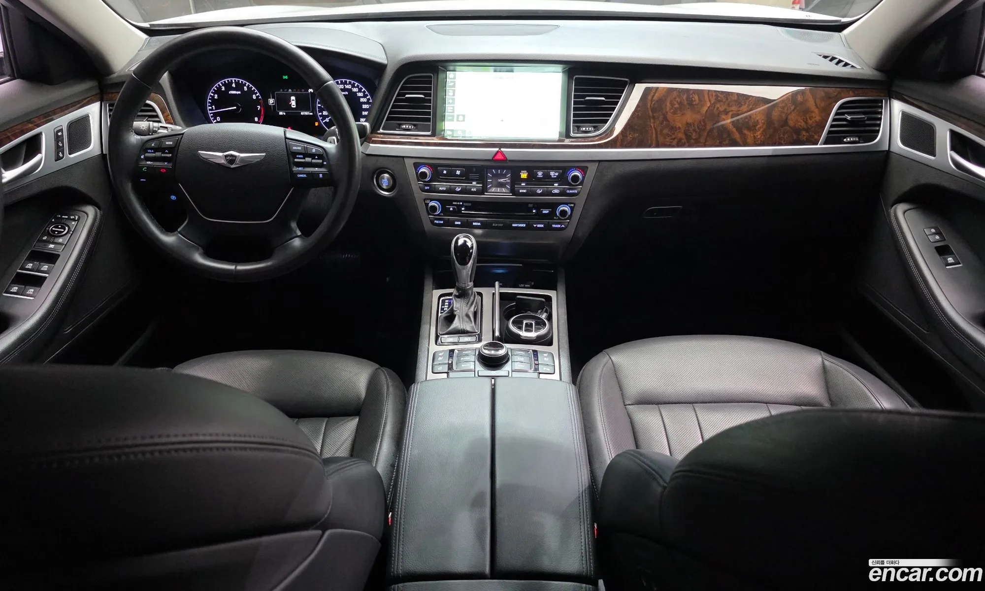 Hyundai Genesis DH 2015 — 3