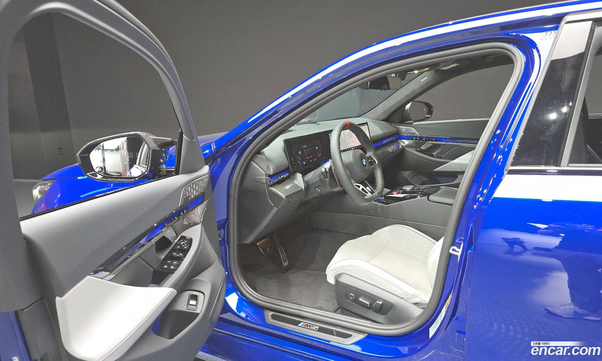 BMW M5 2026 WBS81FK02TCW74677 — 3