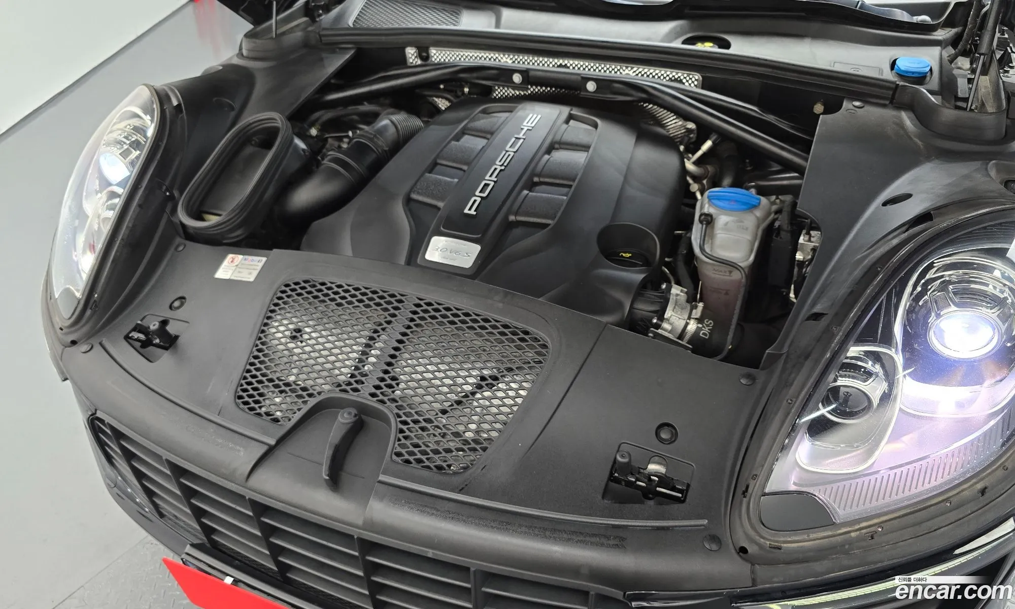 Porsche Macan 2015 WP1AD2953GLB60870 — 3